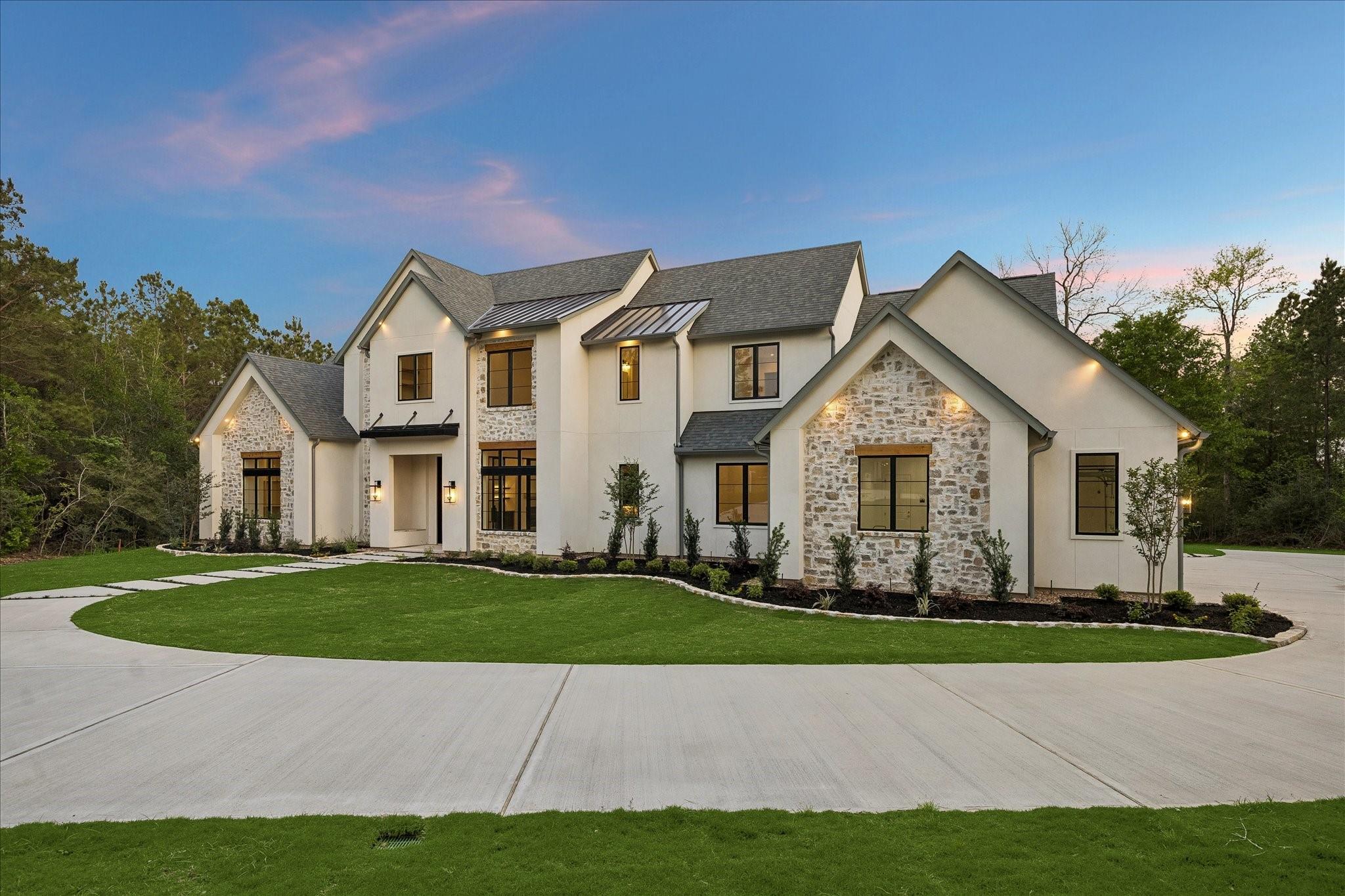 6905 Hollyleaf Court