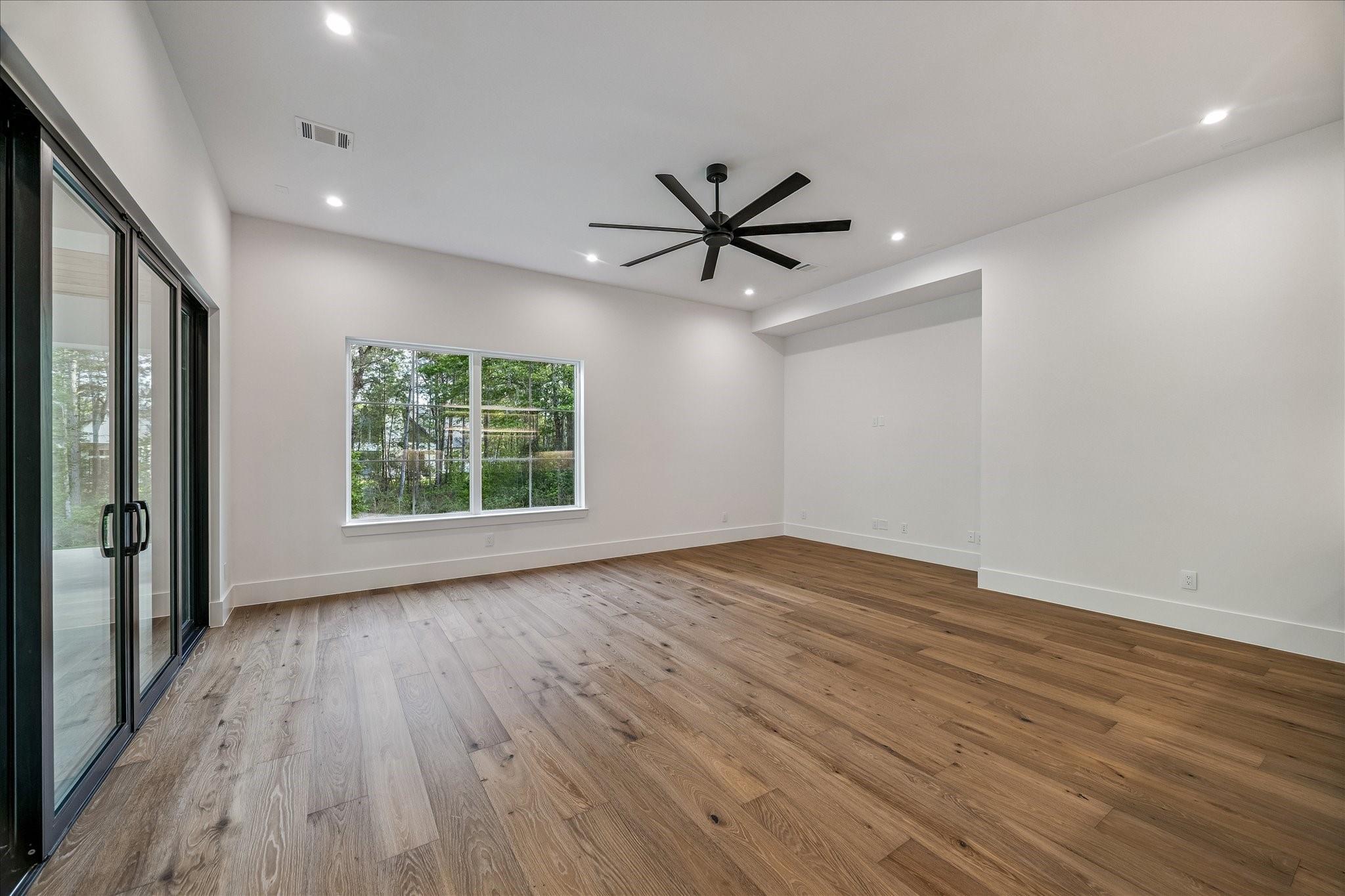 6905 Hollyleaf Court