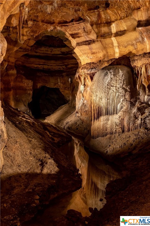 236 Rolling View Drive