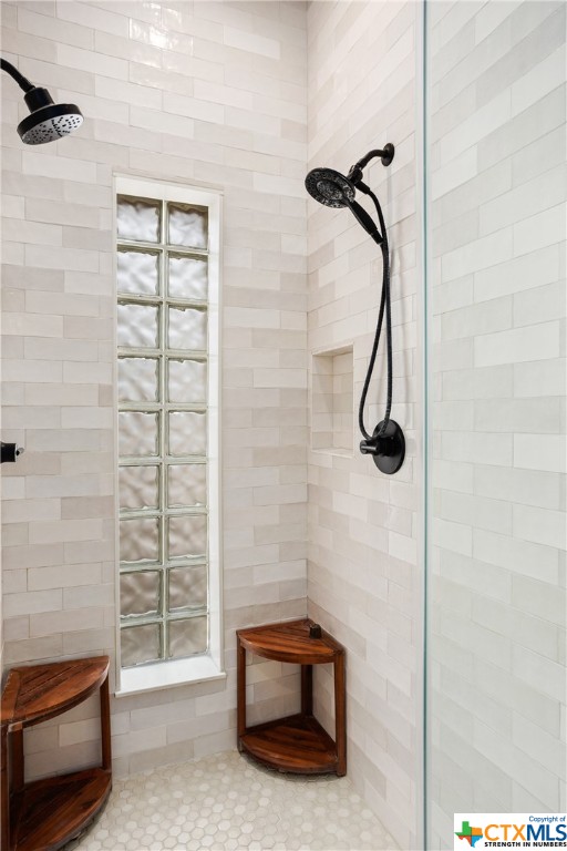 236 Rolling View Drive