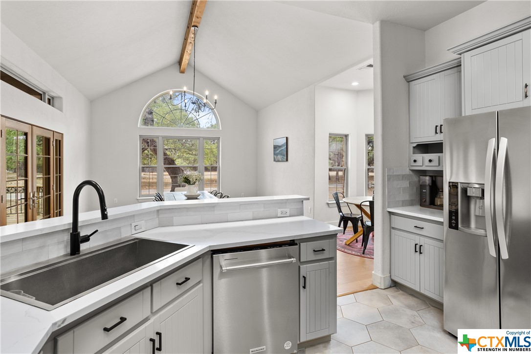 236 Rolling View Drive