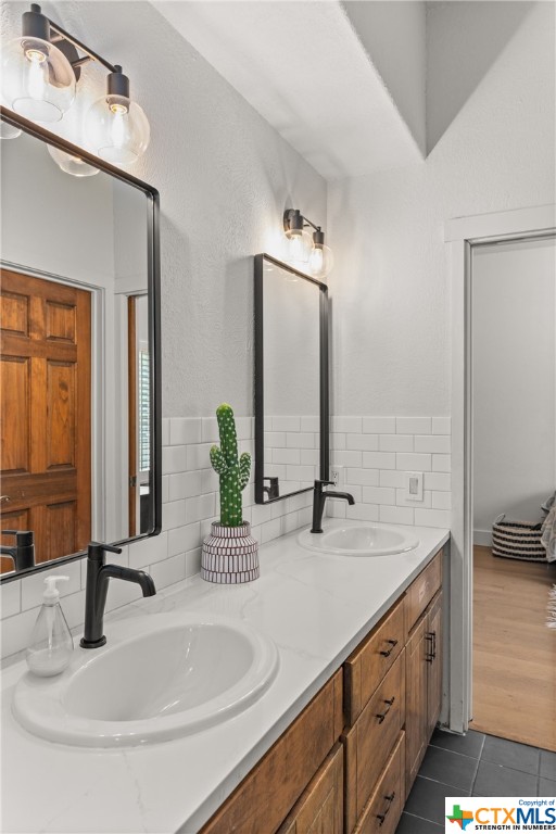 236 Rolling View Drive