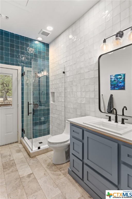 236 Rolling View Drive