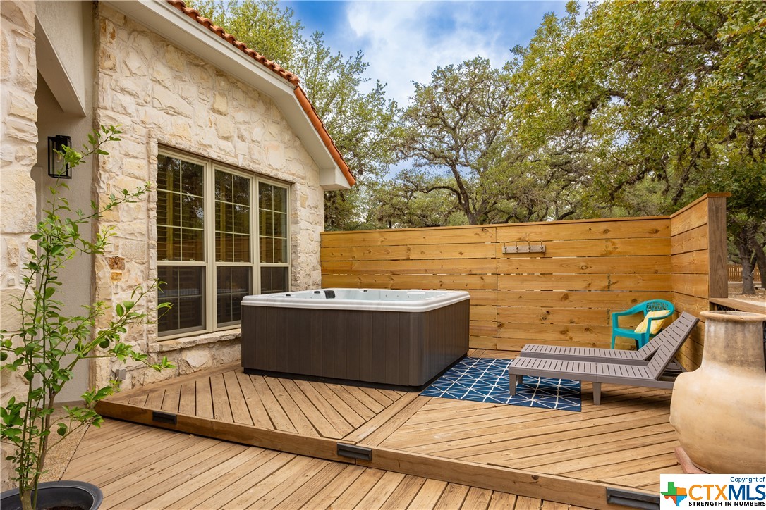 236 Rolling View Drive