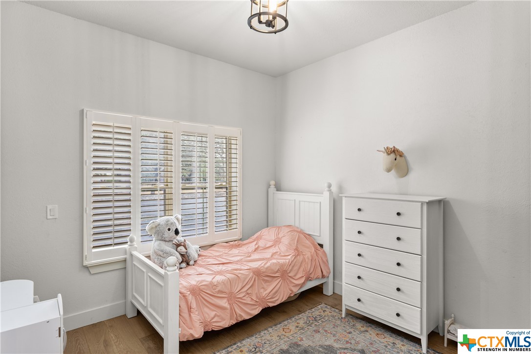 236 Rolling View Drive