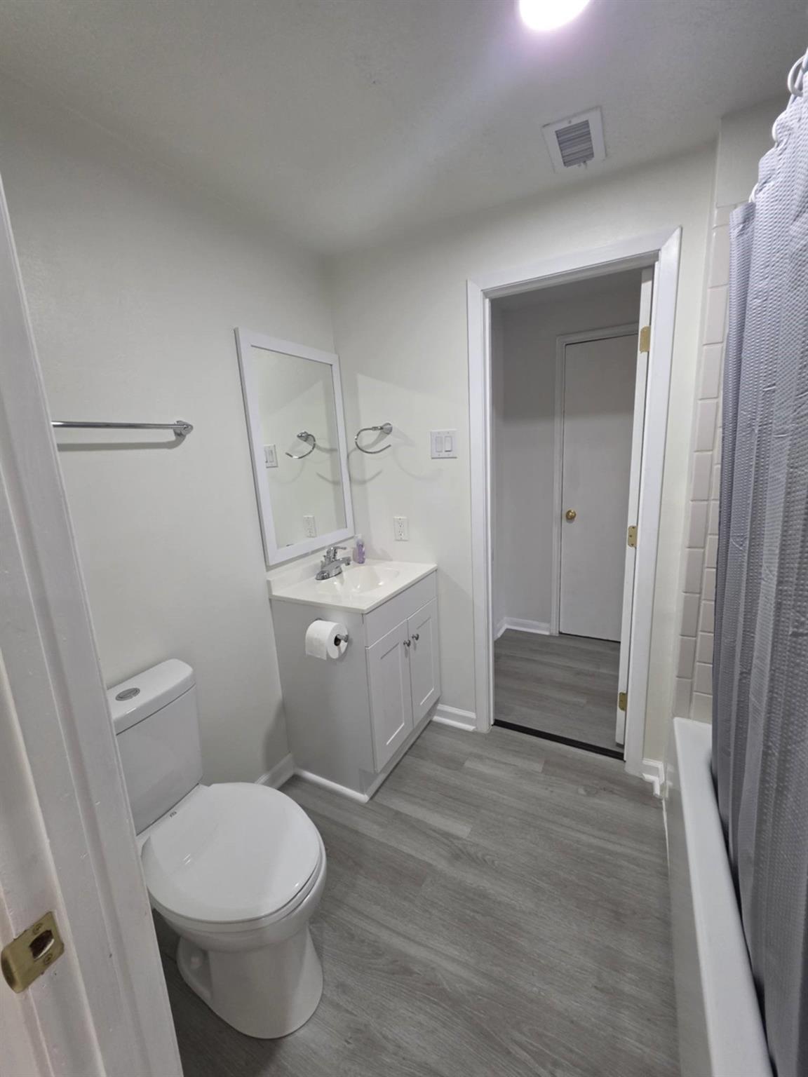 17295 Old Highway 105 E