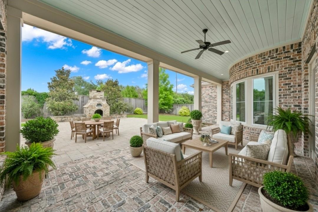 2331 Bottlebrush Lane