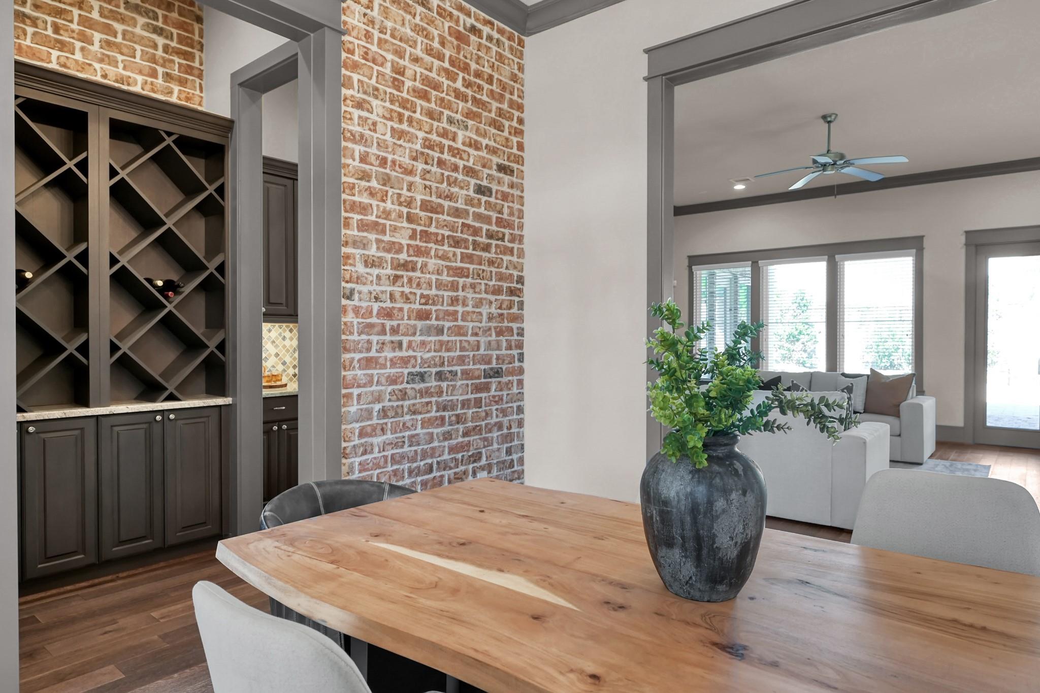 2331 Bottlebrush Lane