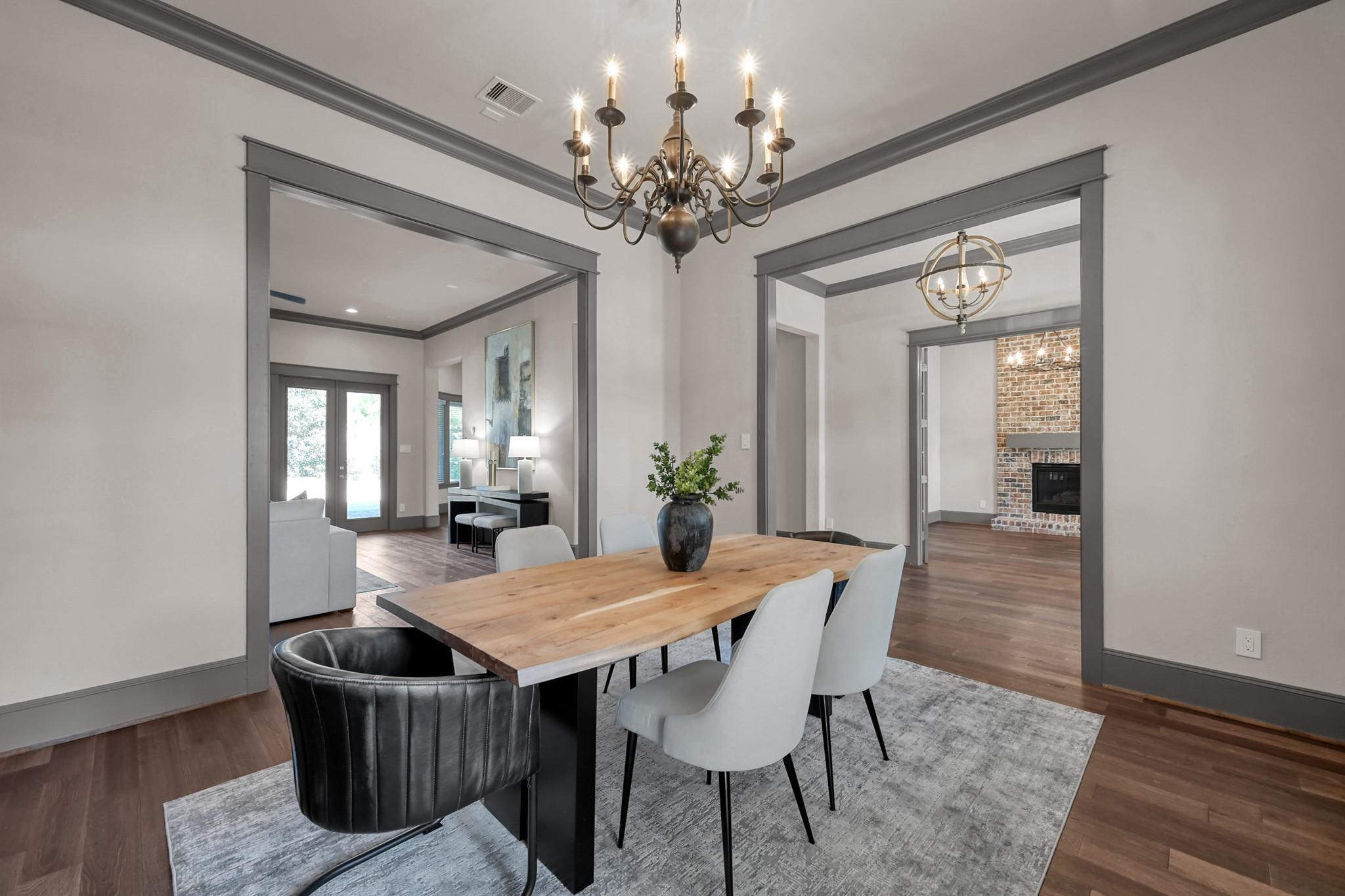 2331 Bottlebrush Lane