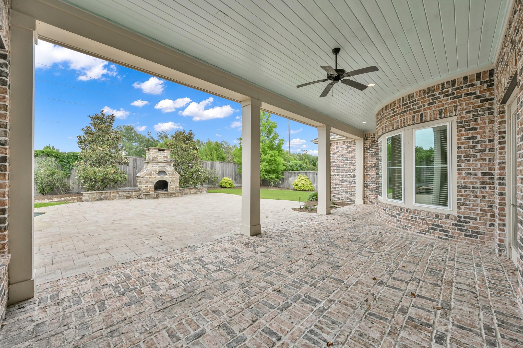 2331 Bottlebrush Lane