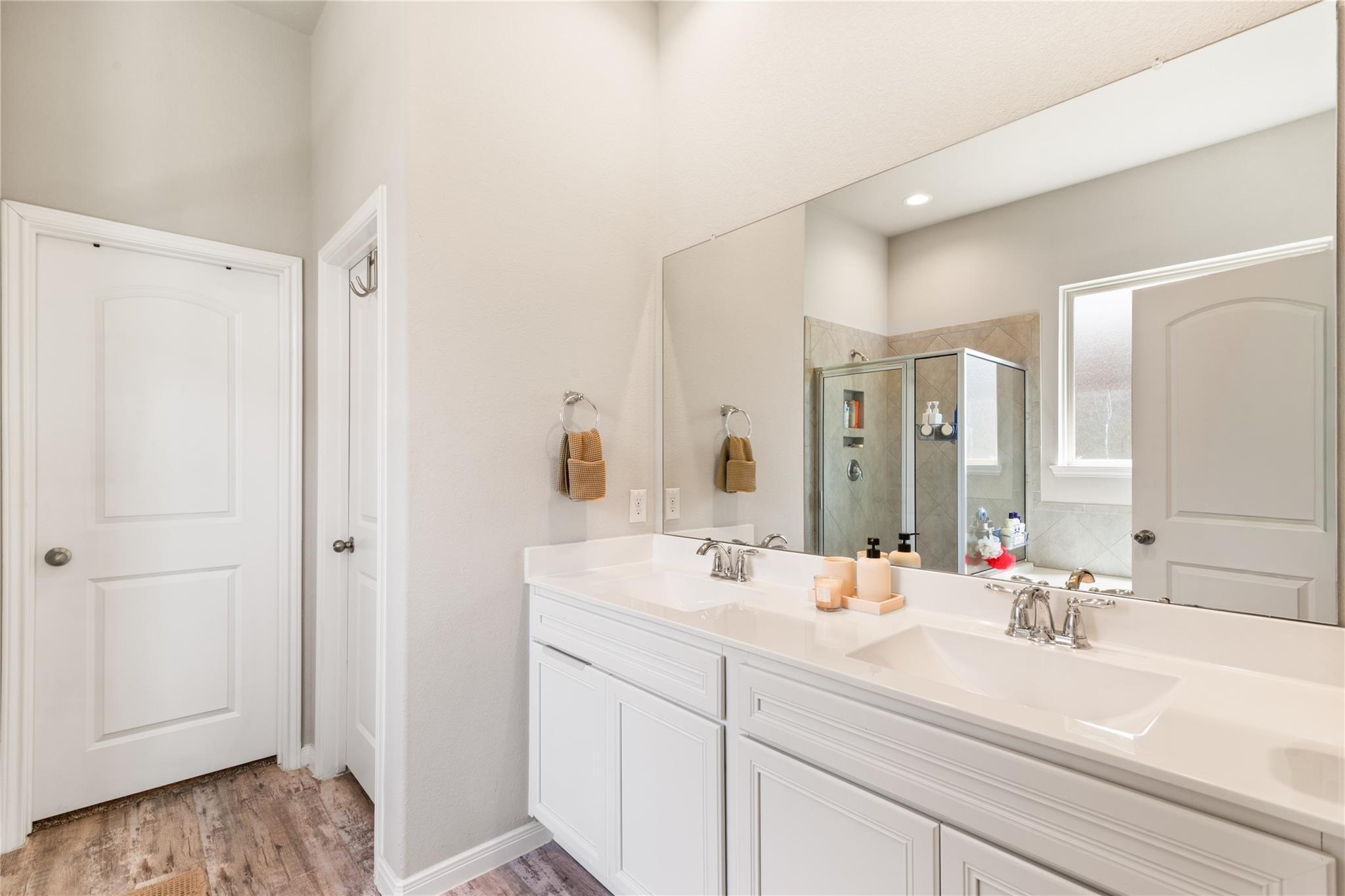 24122 Chester Glen Crossing
