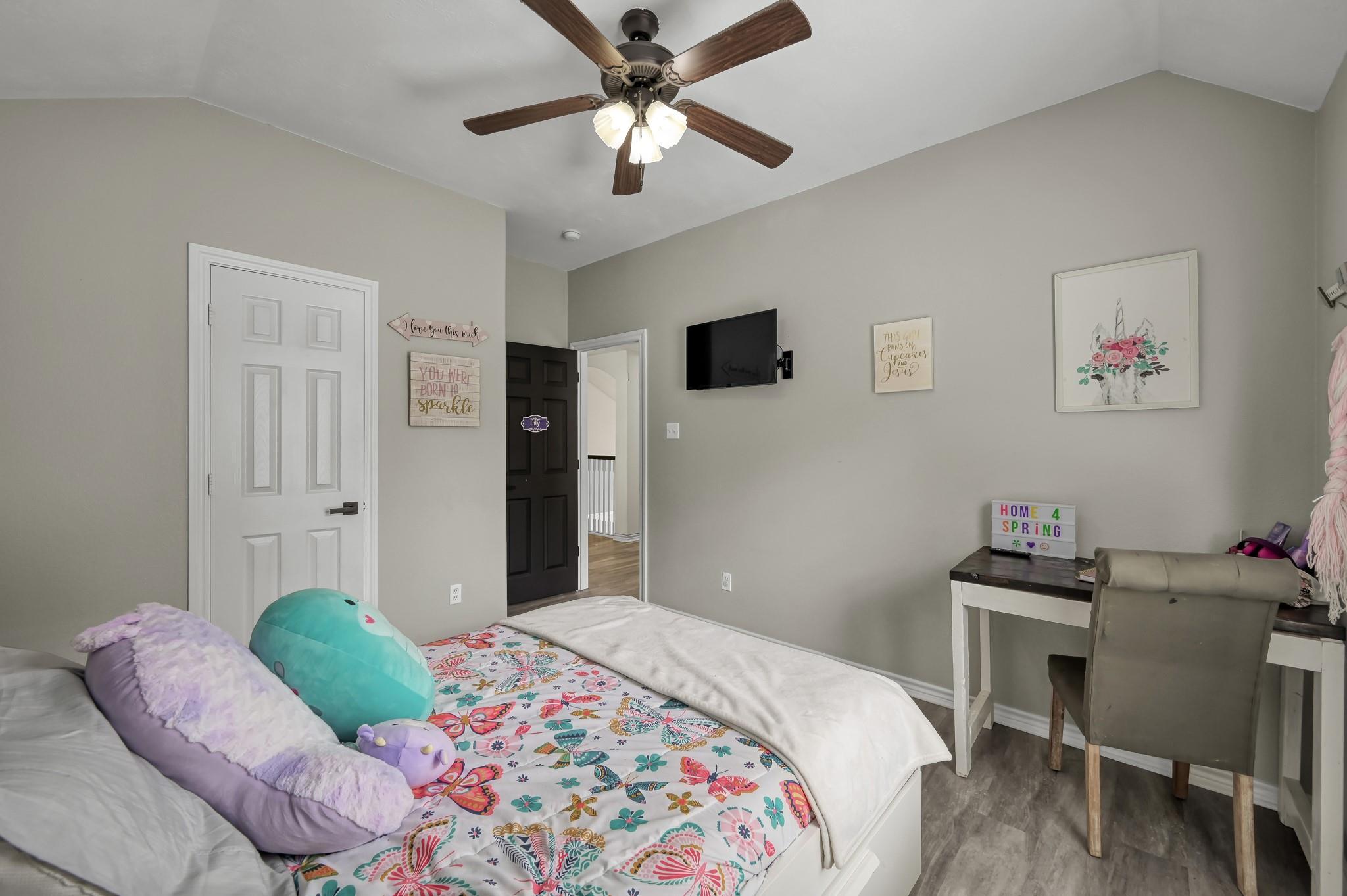 3215 Canterbury Lane
