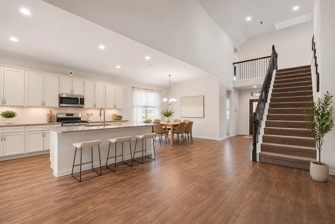 12137 Pearl Bay Lane