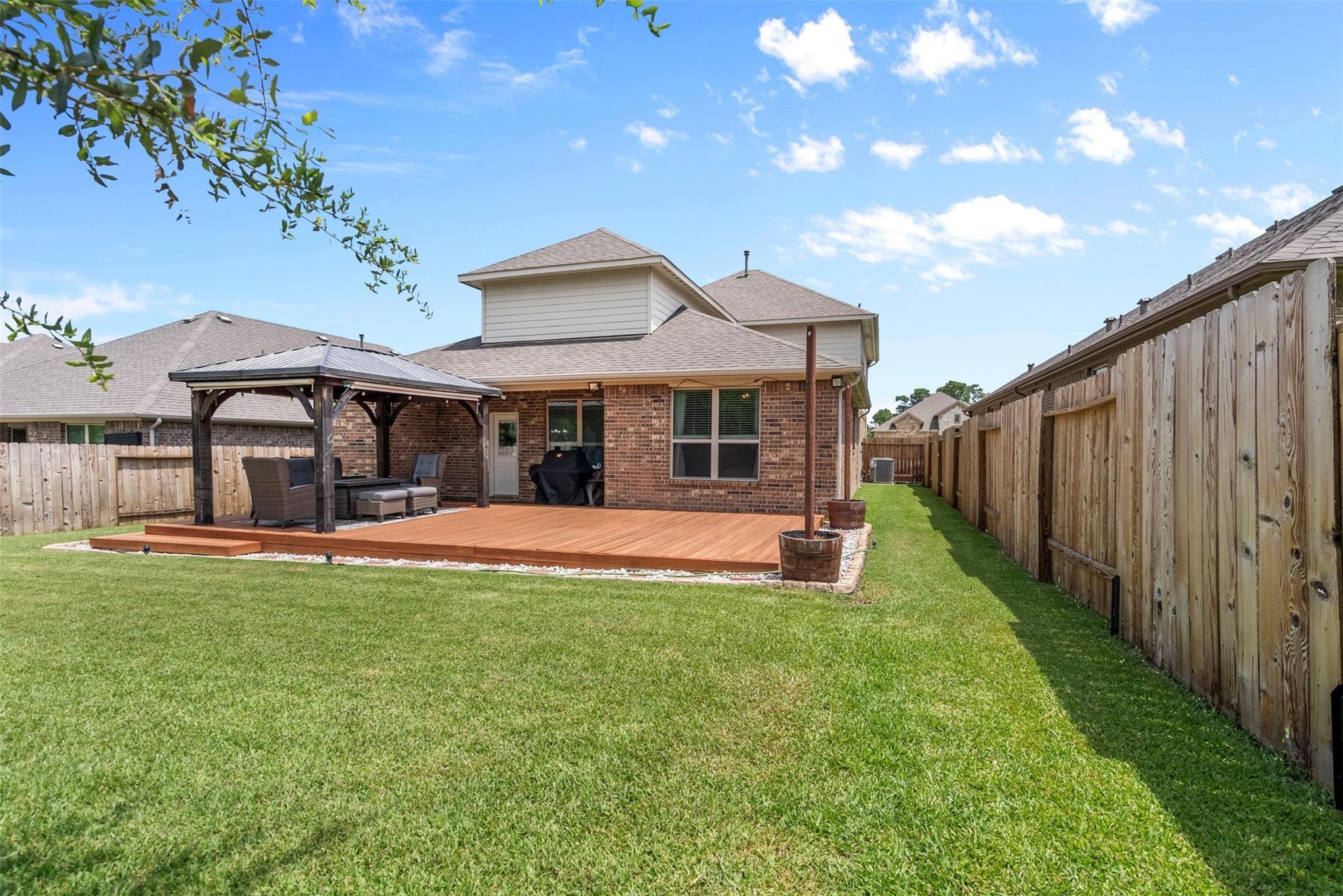 12137 Pearl Bay Lane