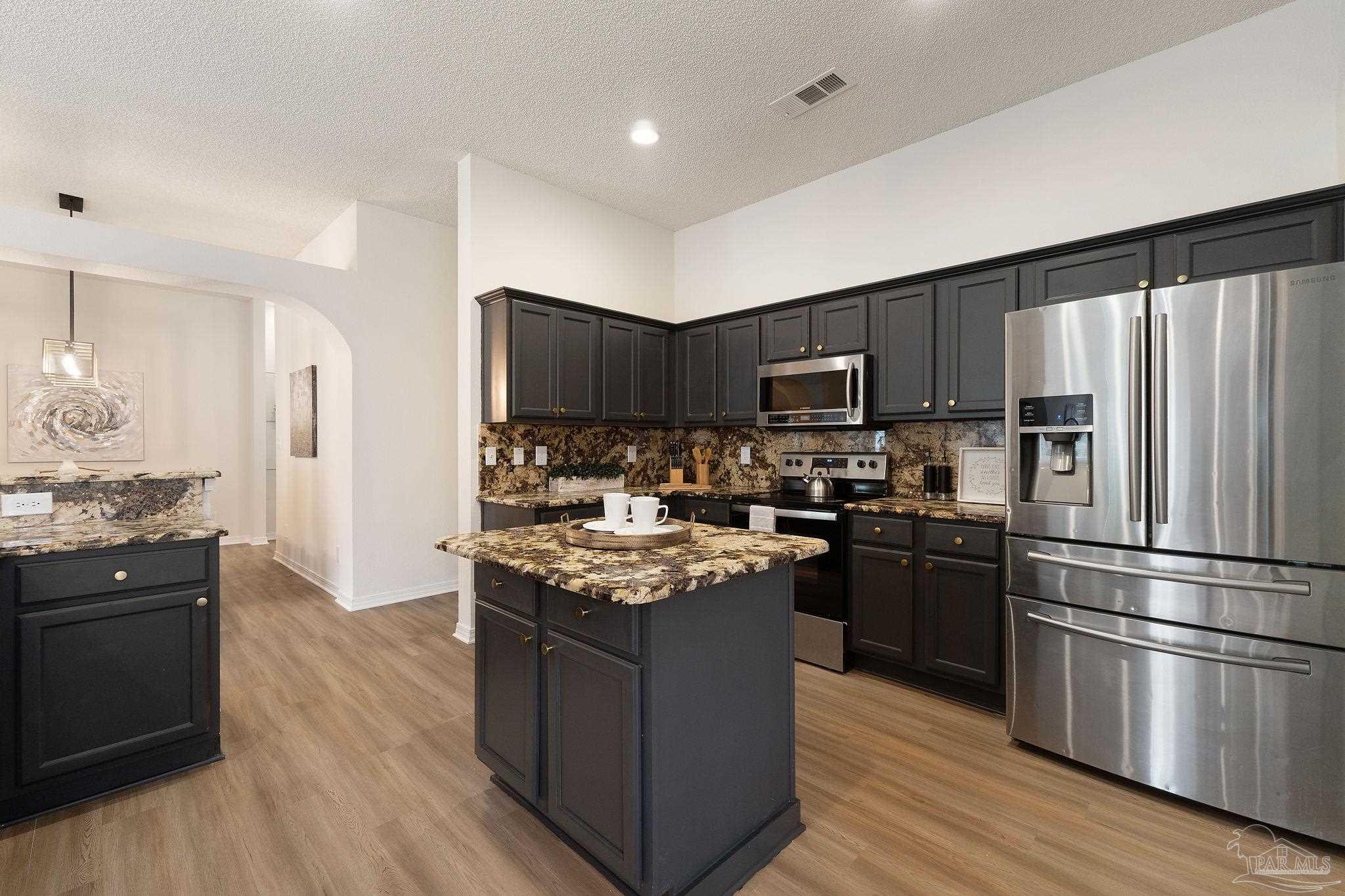 10991 Country Ostrich Dr