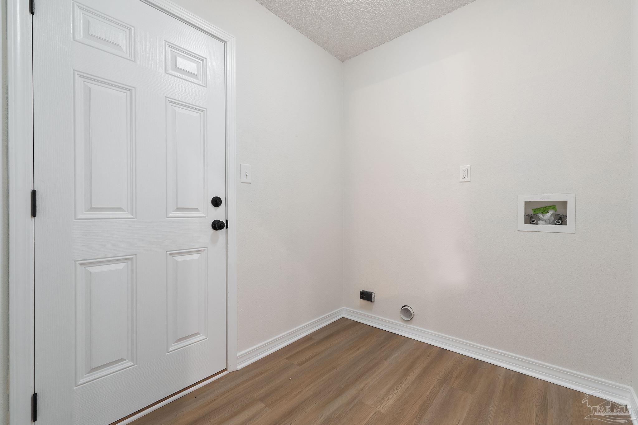 10991 Country Ostrich Dr