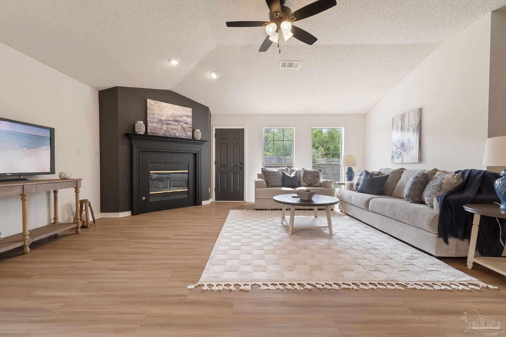 10991 Country Ostrich Dr