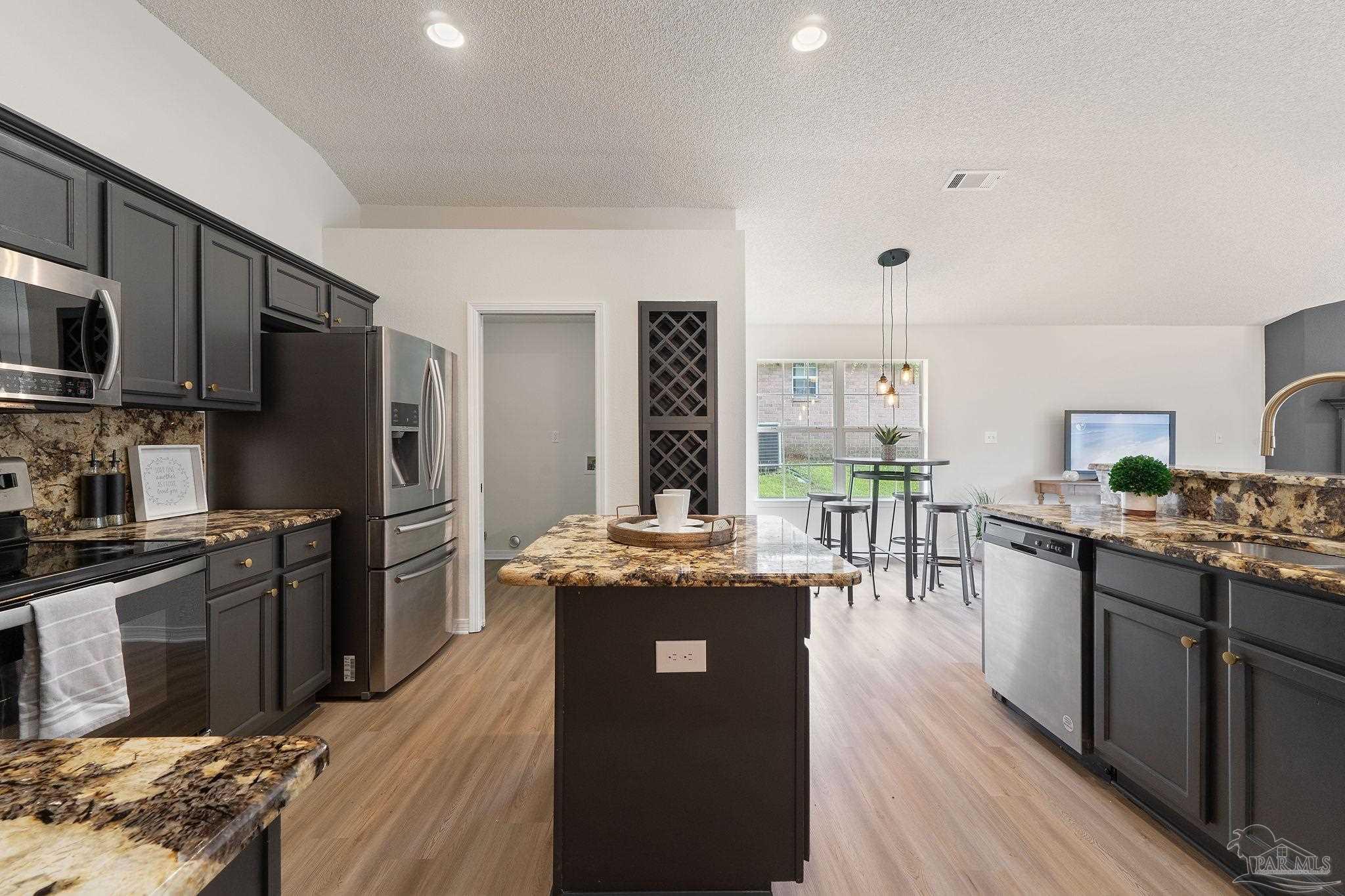 10991 Country Ostrich Dr