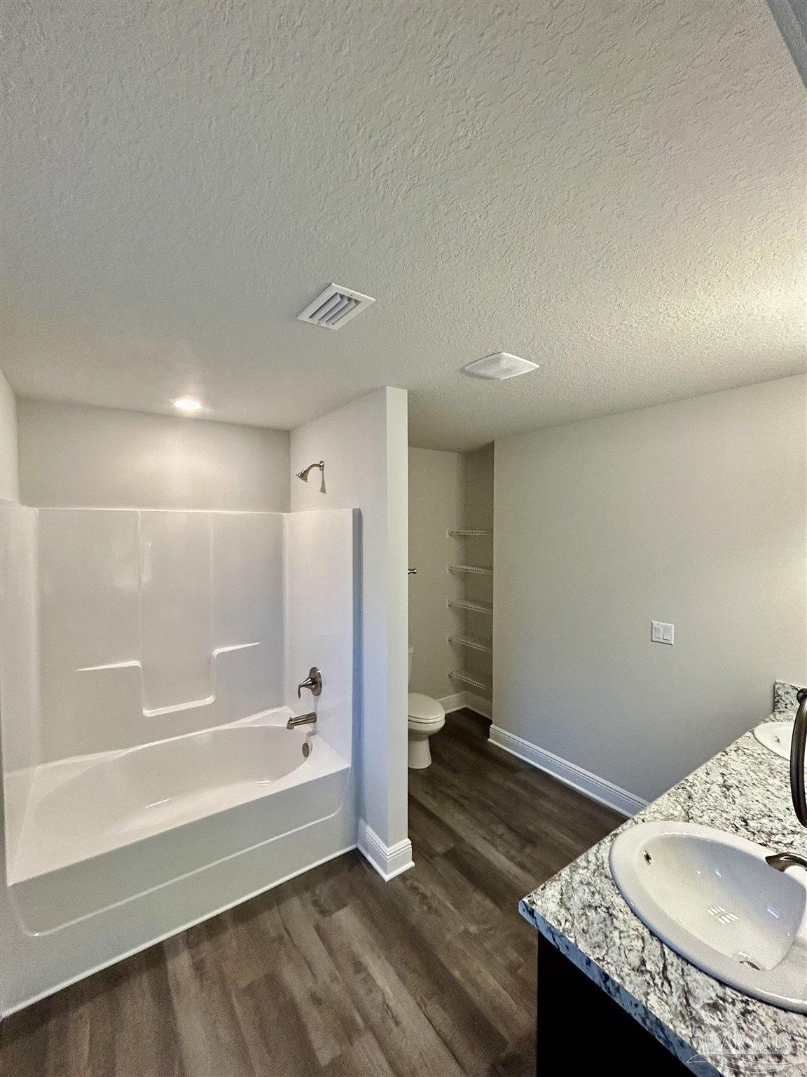 4993 Muldoon Pointe Rd # 2B