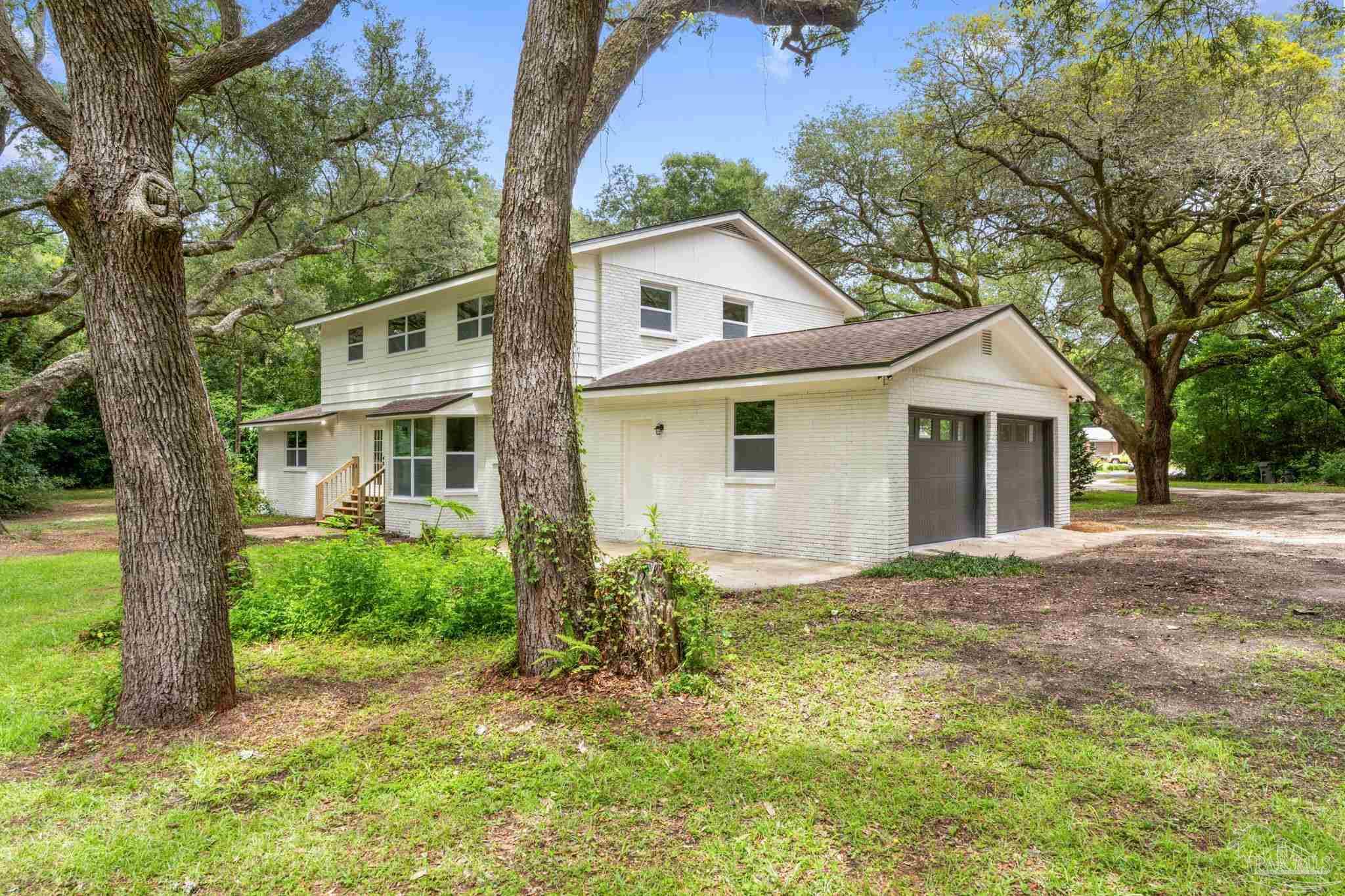 5906 Aurora Ave
