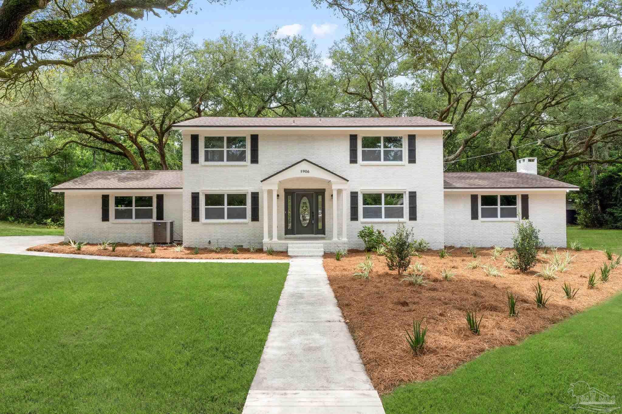 5906 Aurora Ave