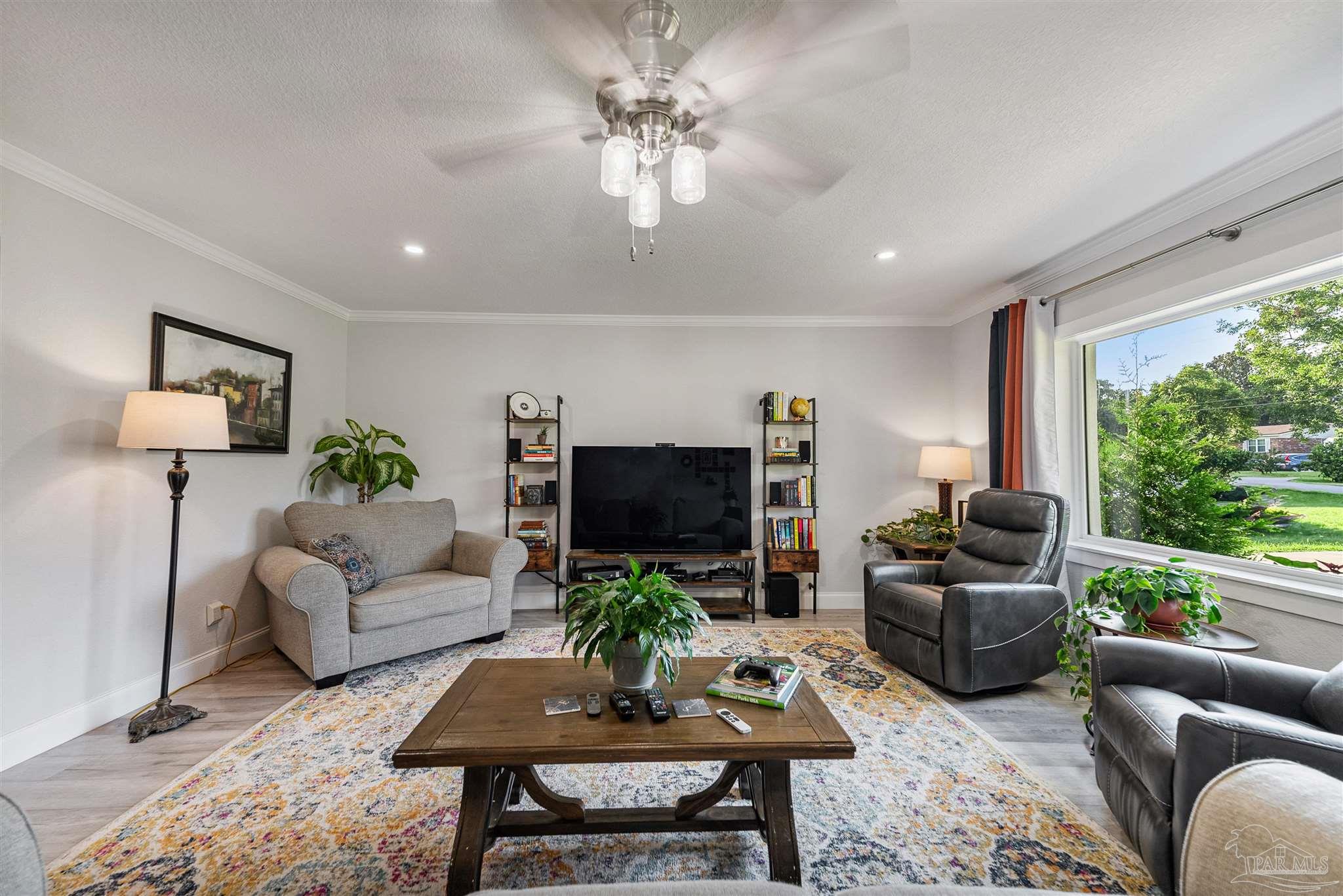 3083 Wiggins Ln
