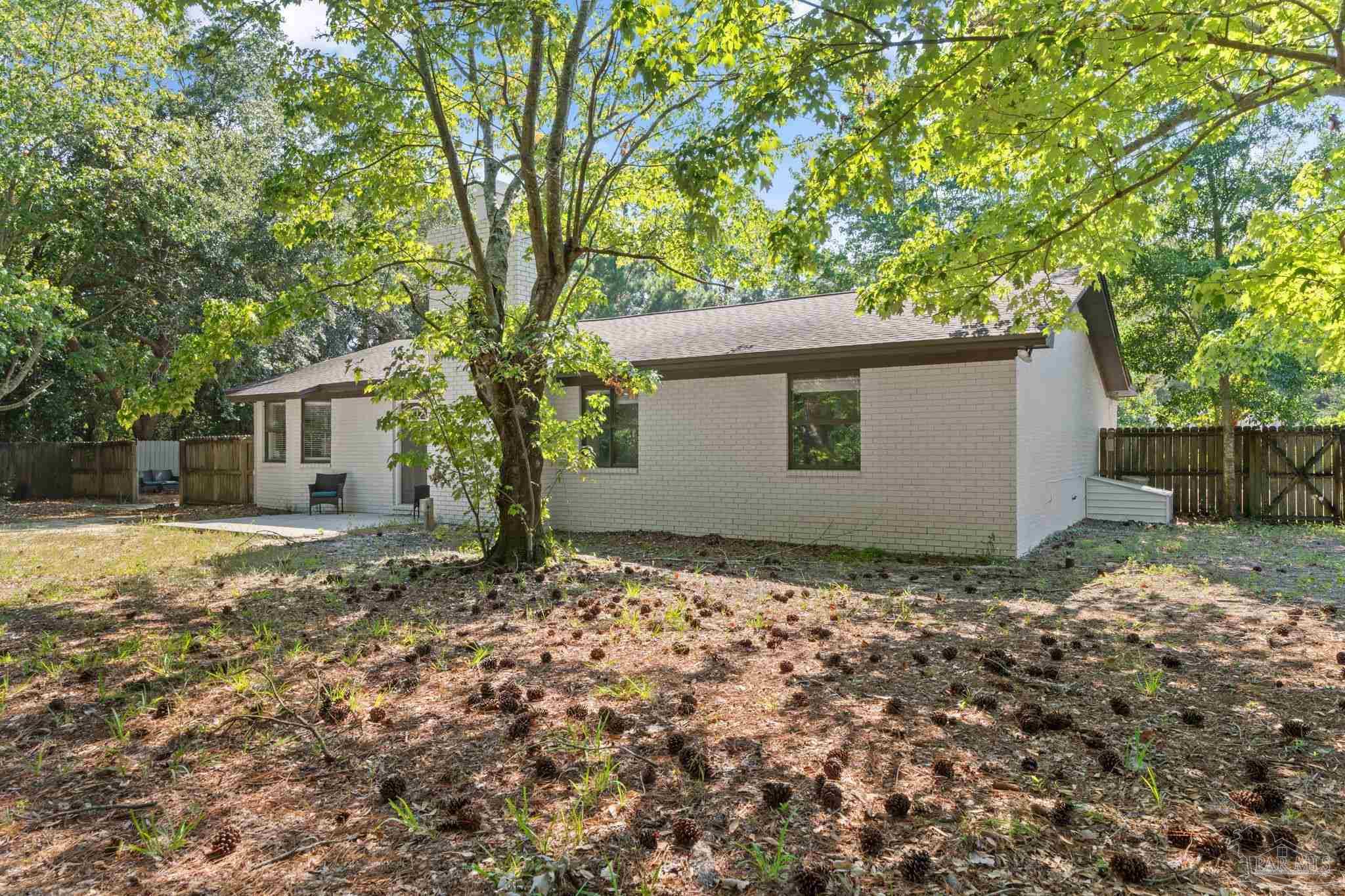 1502 Bay Woods Rd