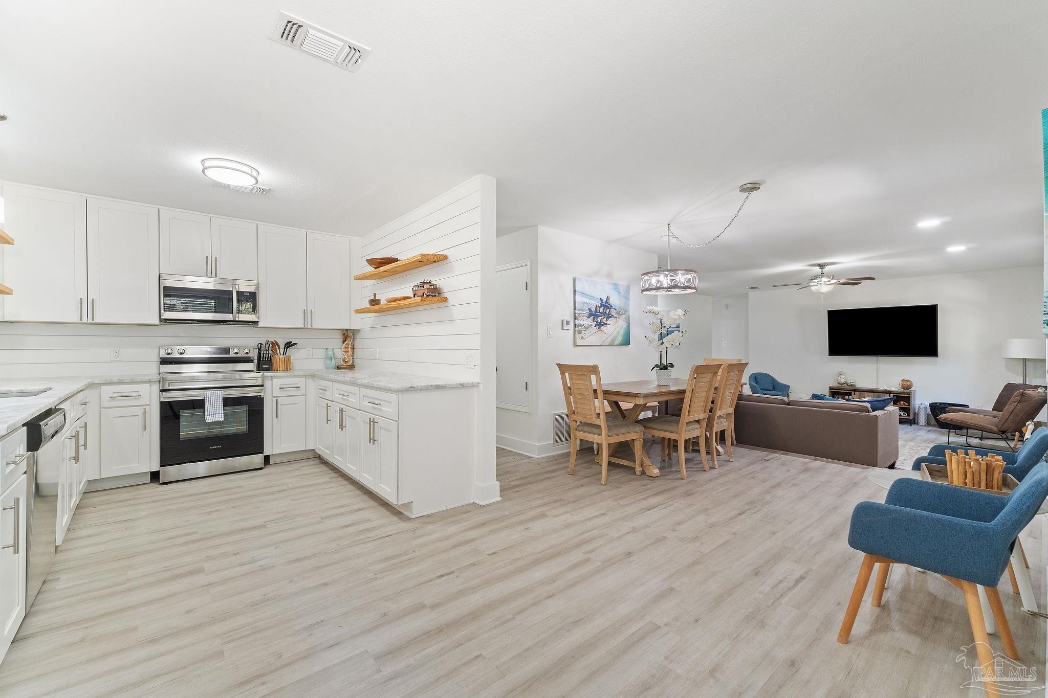 1502 Bay Woods Rd