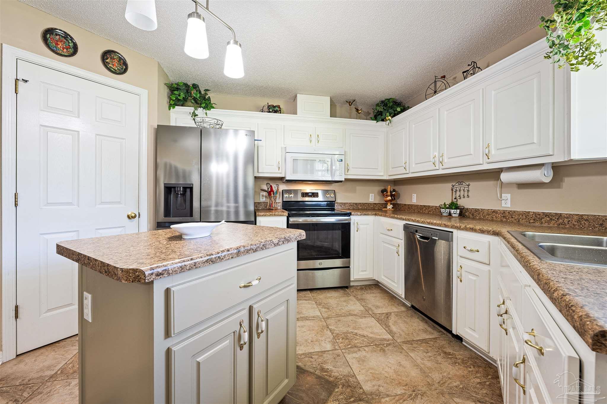 7311 Tannehill Dr
