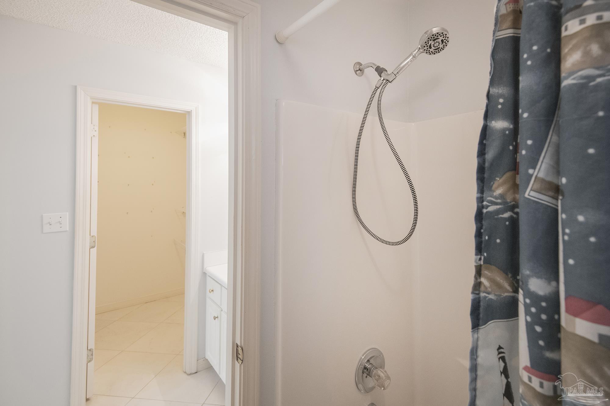 5373 Flintwood Cir