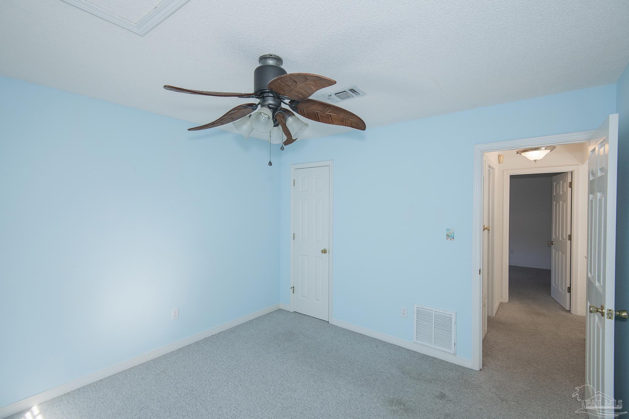 5373 Flintwood Cir