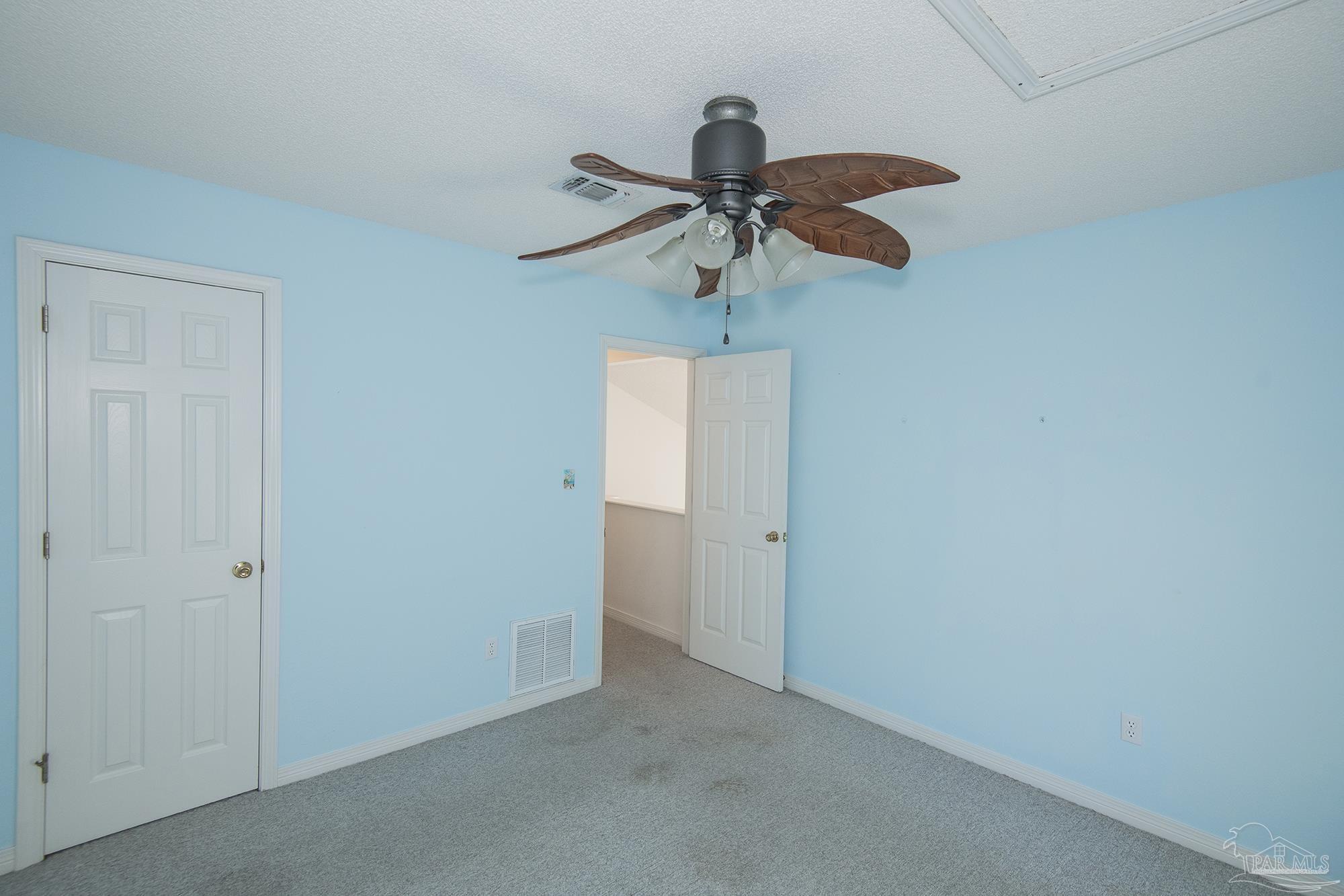 5373 Flintwood Cir