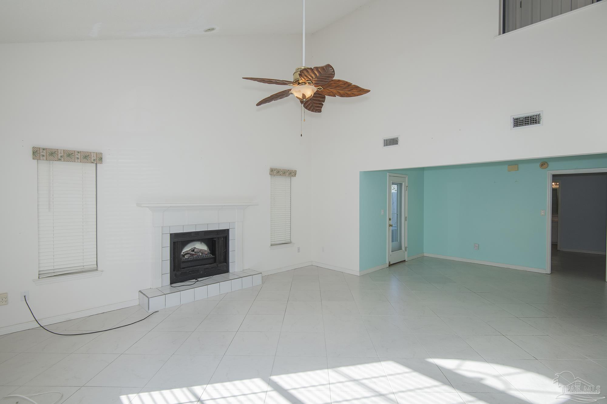 5373 Flintwood Cir