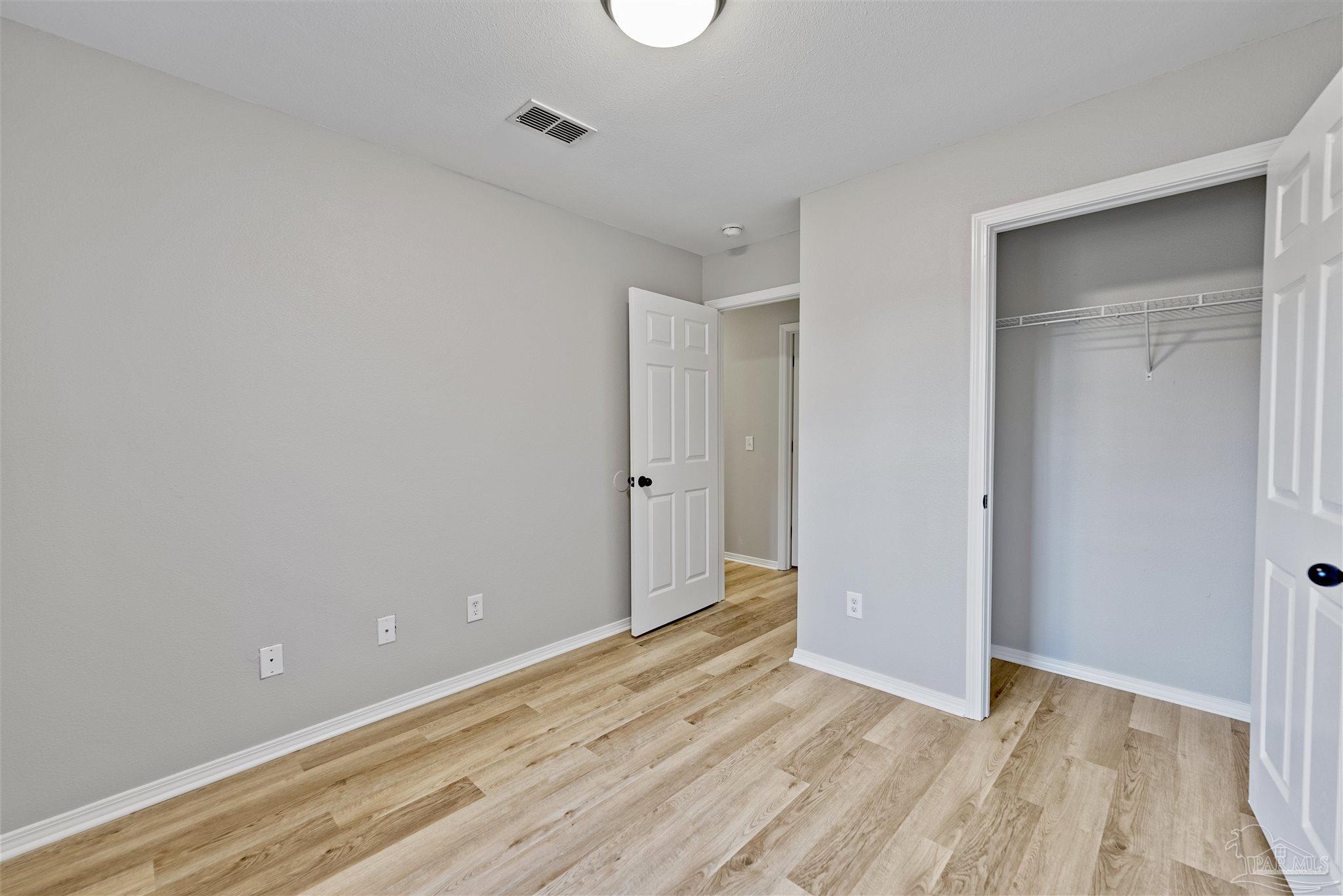 6527 Colonial Dr