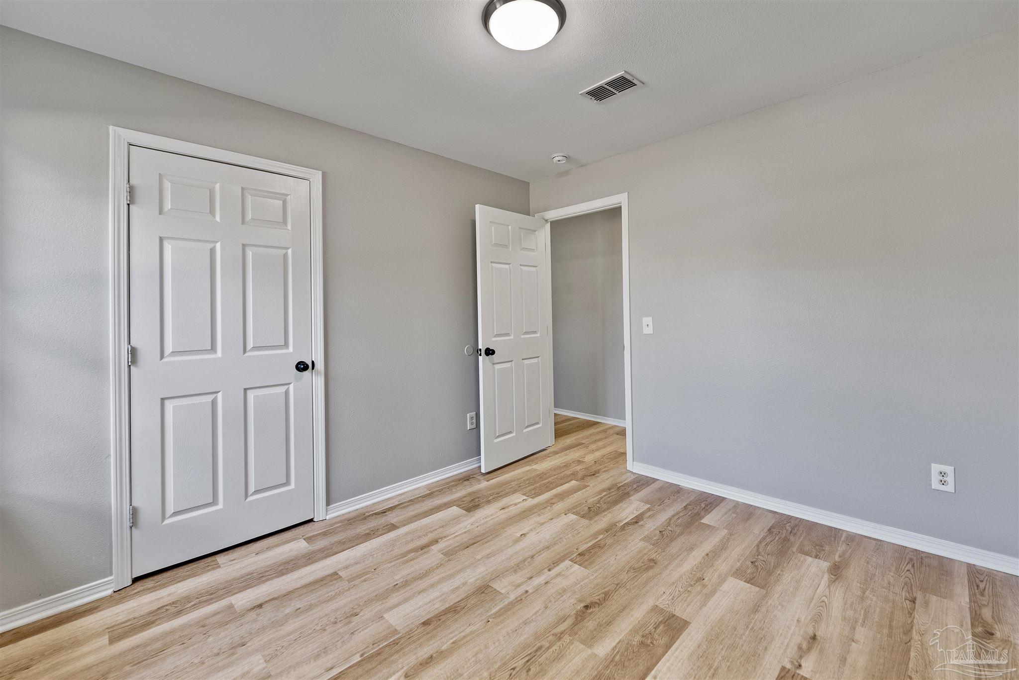 6527 Colonial Dr
