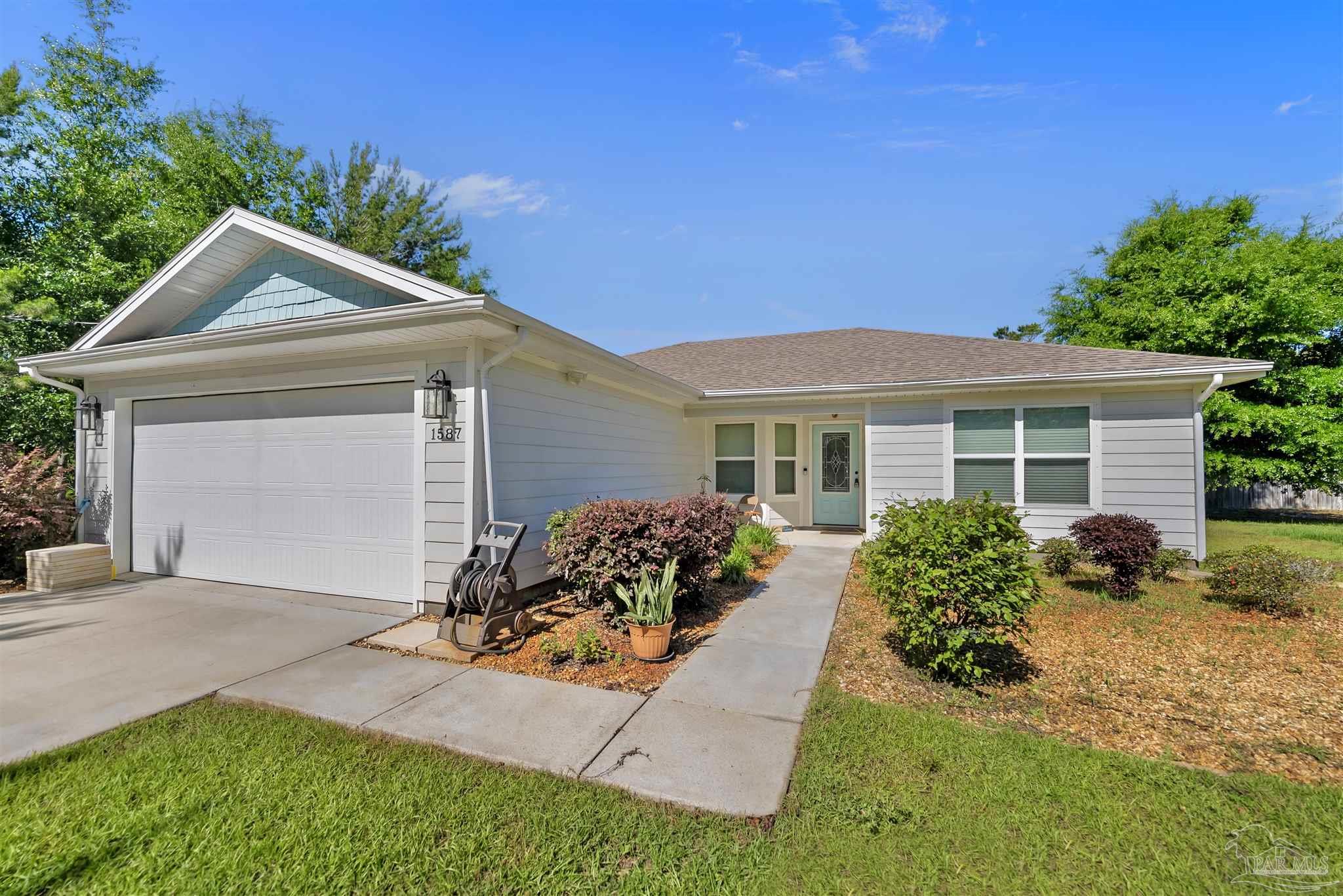 1587 Magnolia Manor Dr