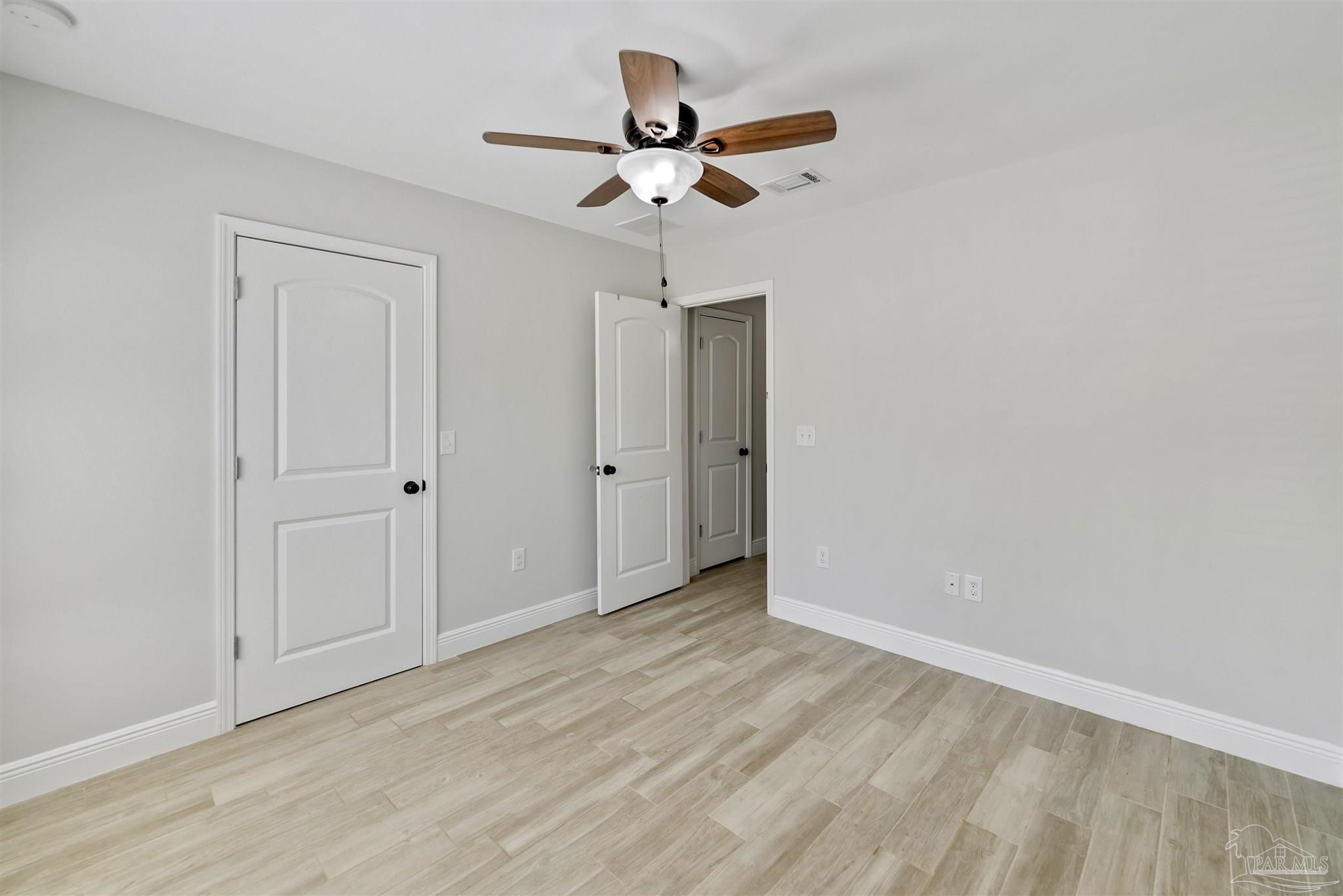1587 Magnolia Manor Dr
