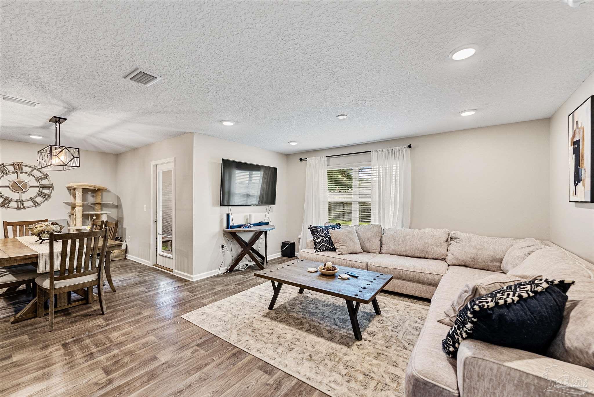 1834 Mary Jo Way