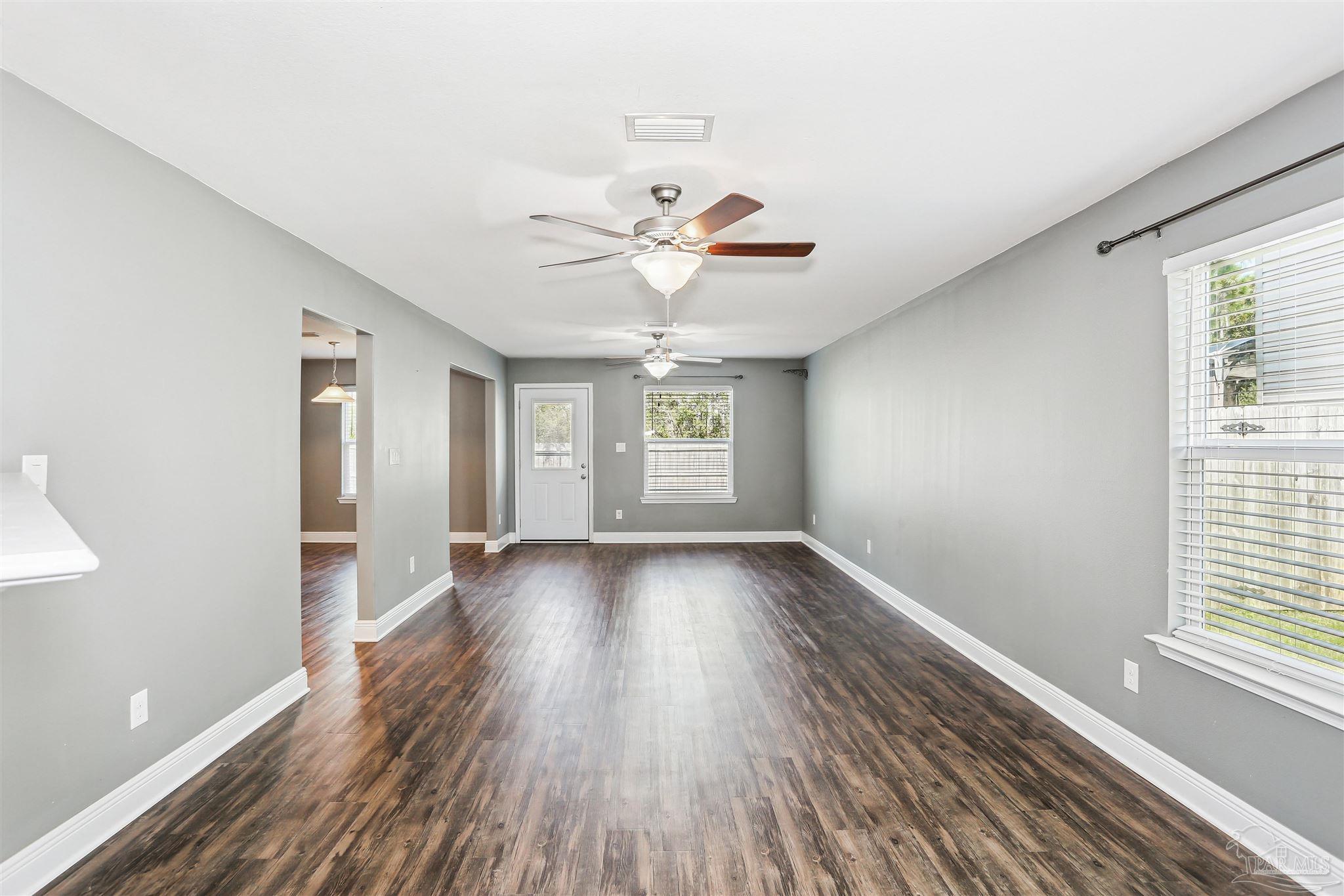 3822 Weatherstone Cir