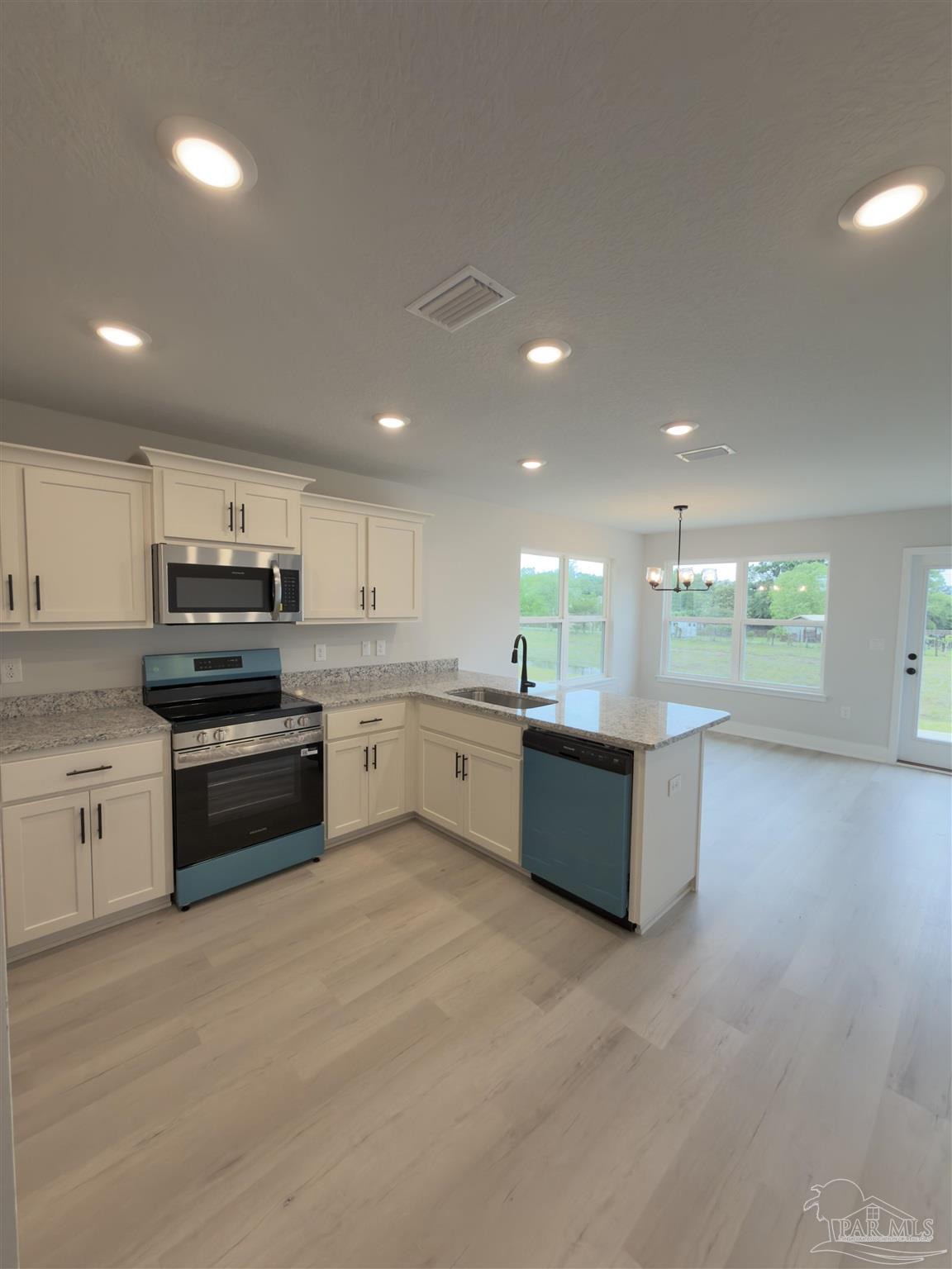 3327 Bliss Ln # 12E
