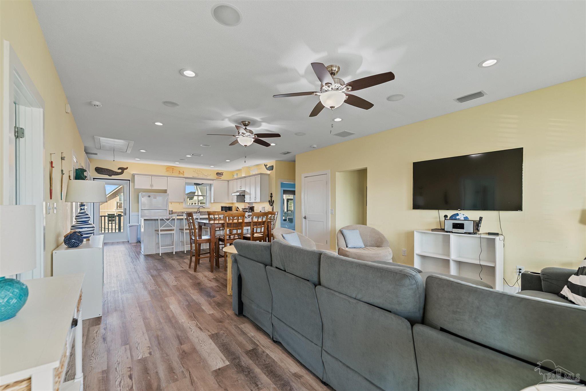 8162 Gulf Blvd