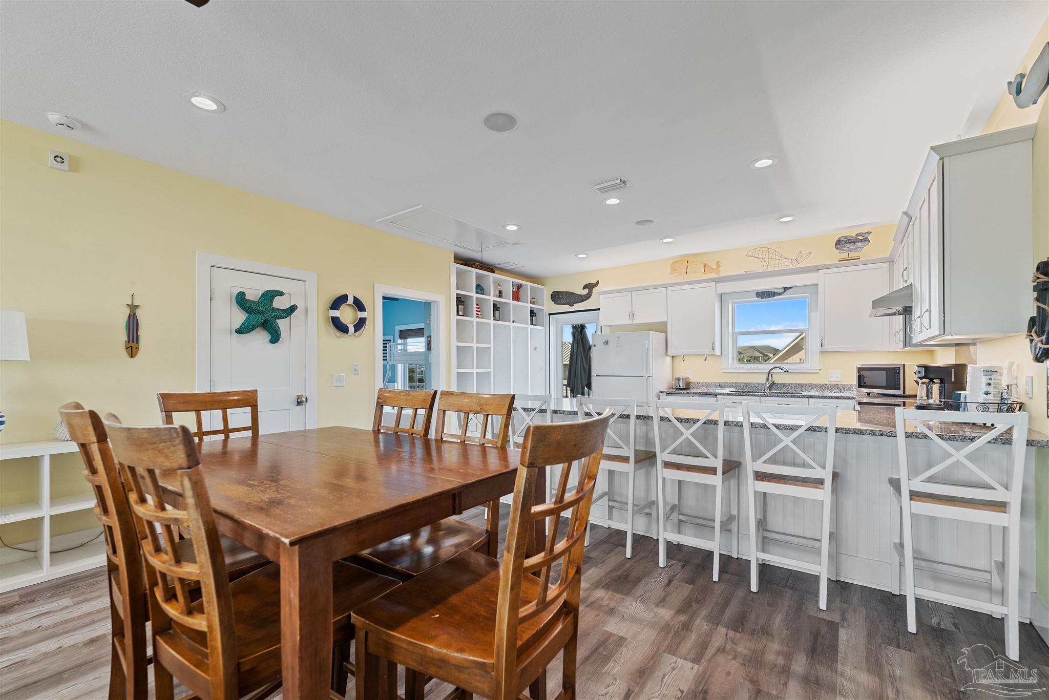 8162 Gulf Blvd