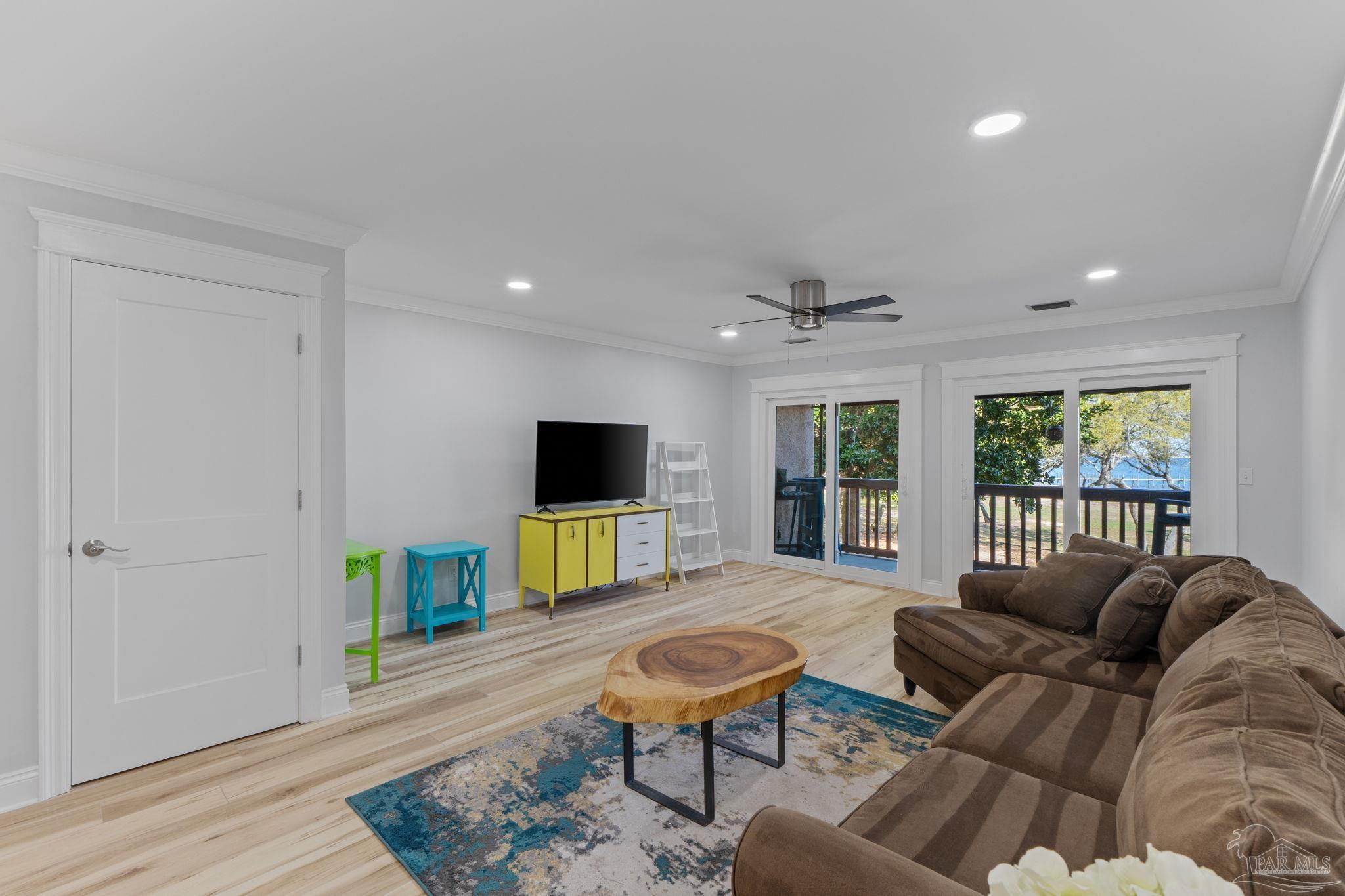 8253 Navarre Pkwy Unit: D200