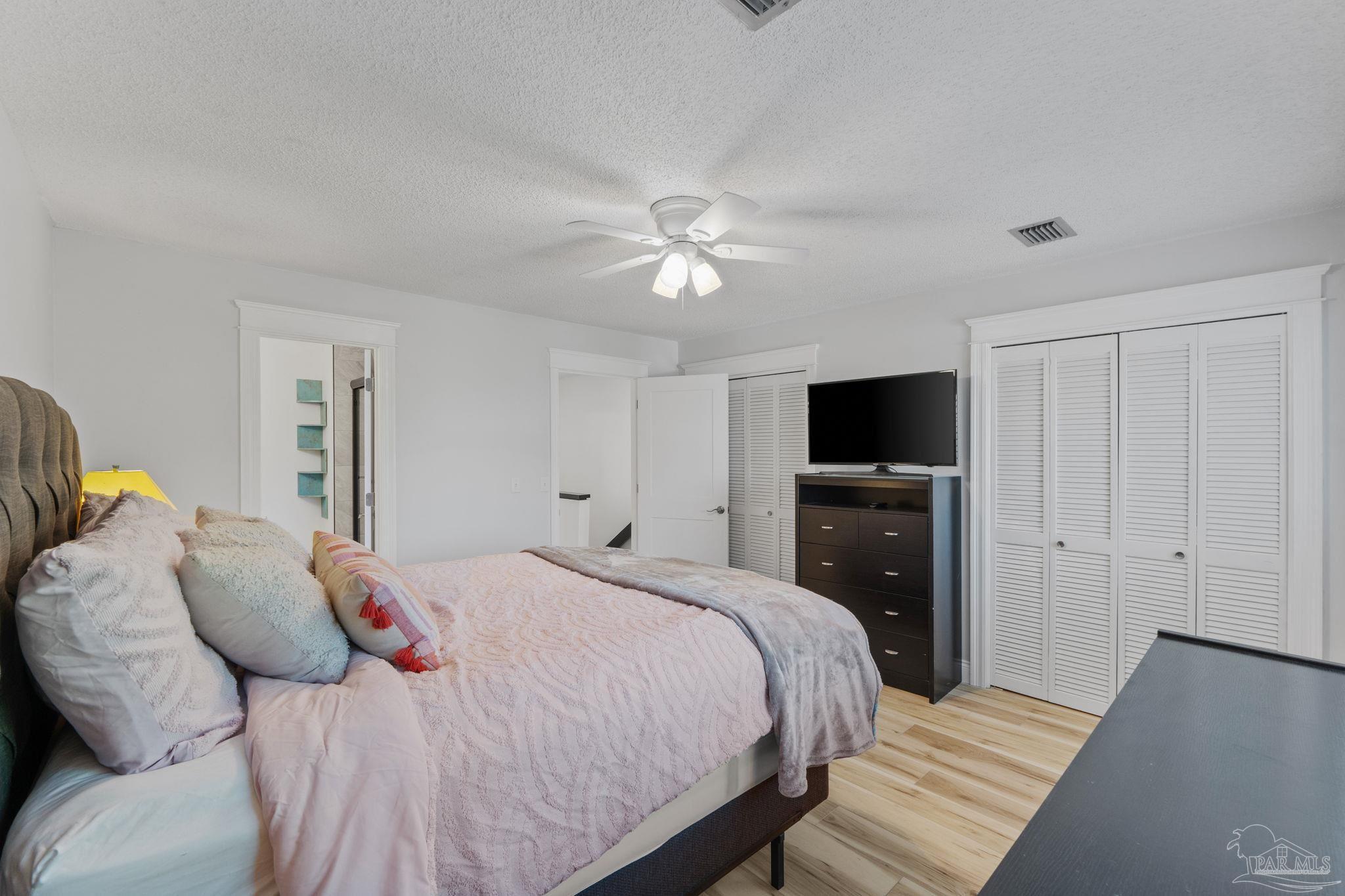 8253 Navarre Pkwy Unit: D200