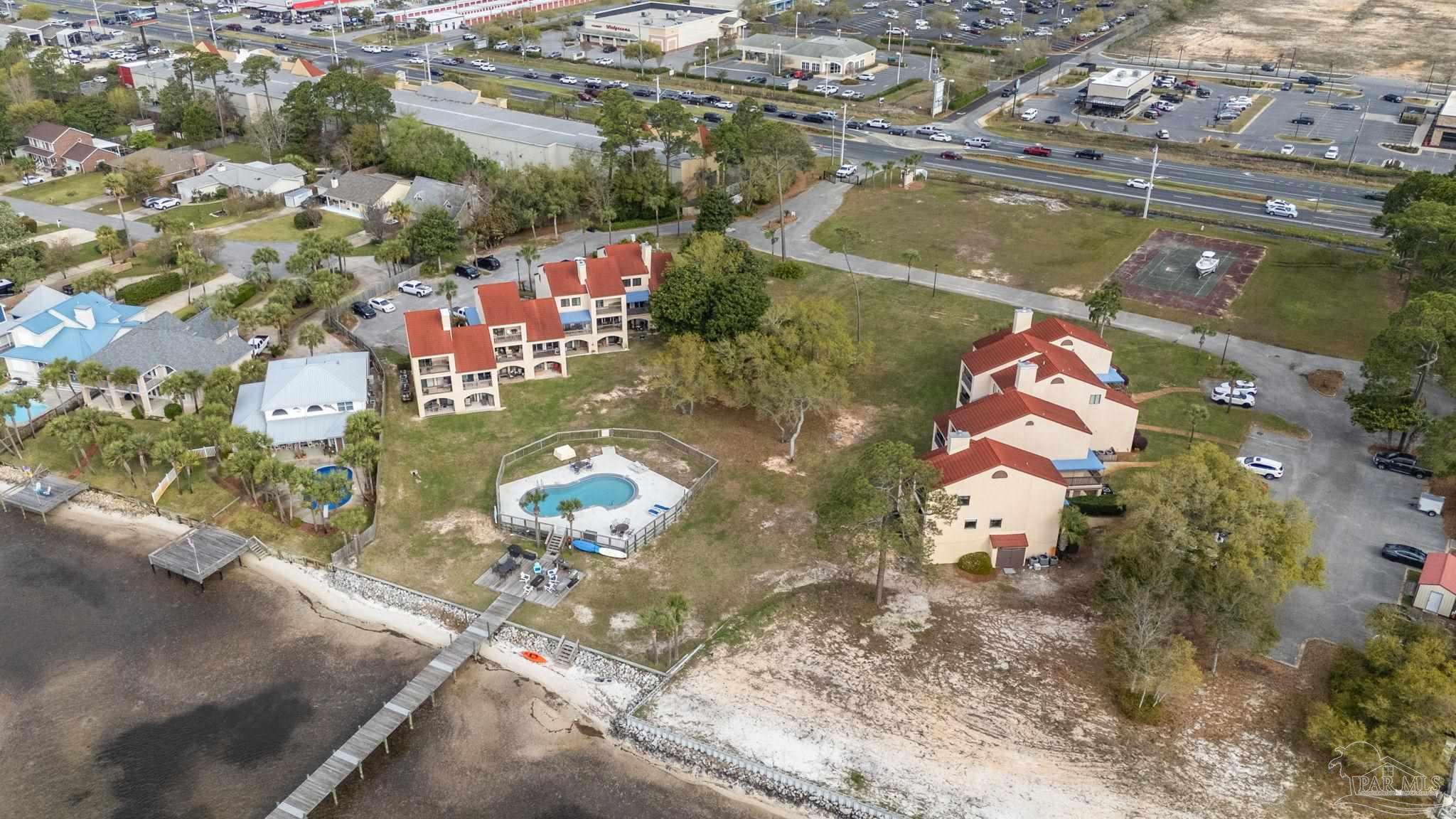 8253 Navarre Pkwy Unit: D200