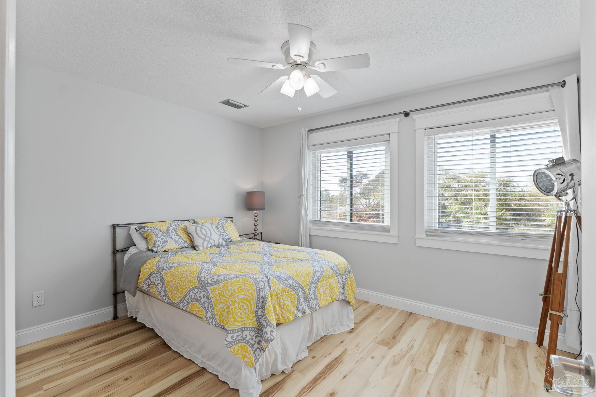 8253 Navarre Pkwy Unit: D200