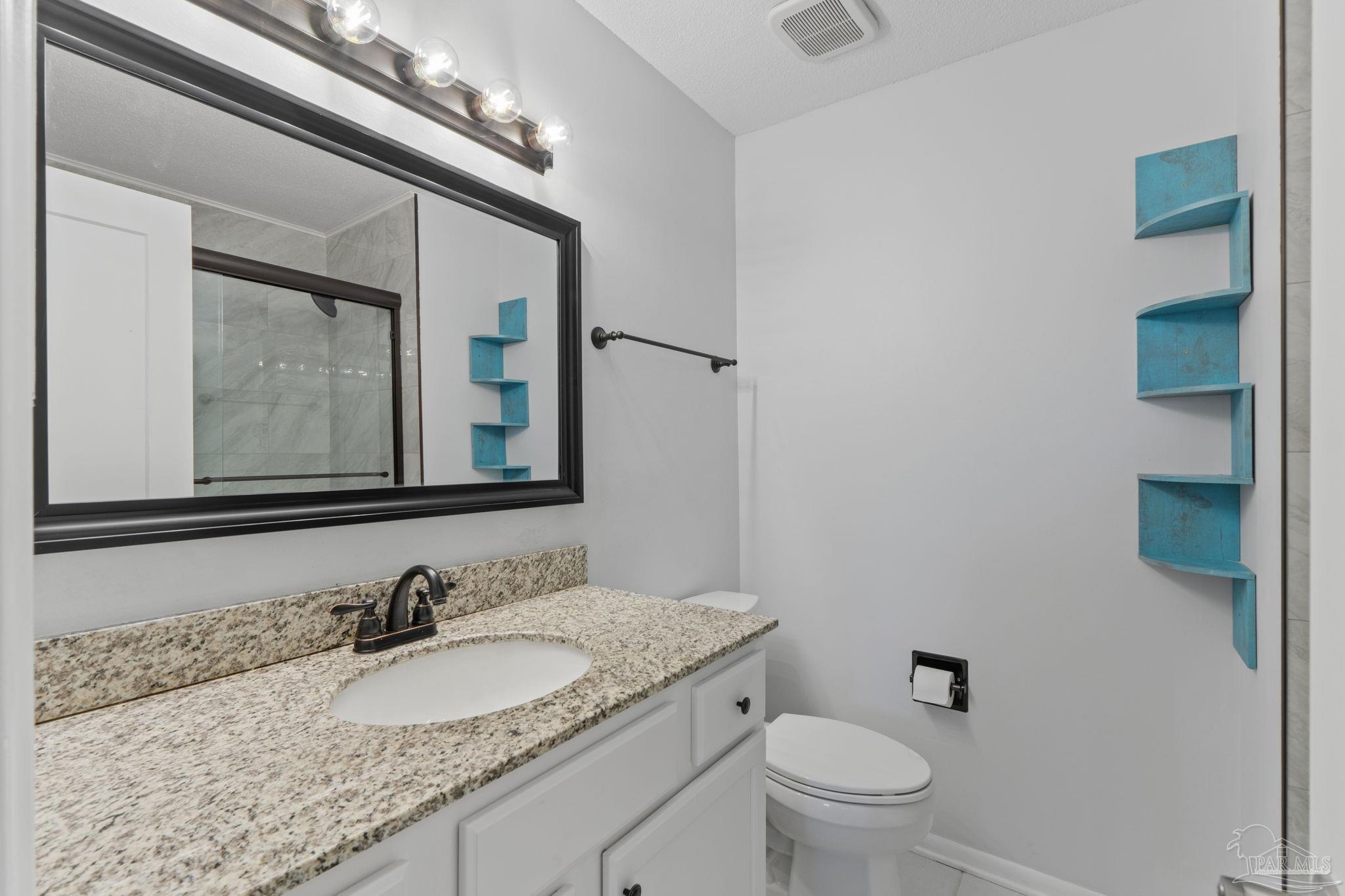 8253 Navarre Pkwy Unit: D200