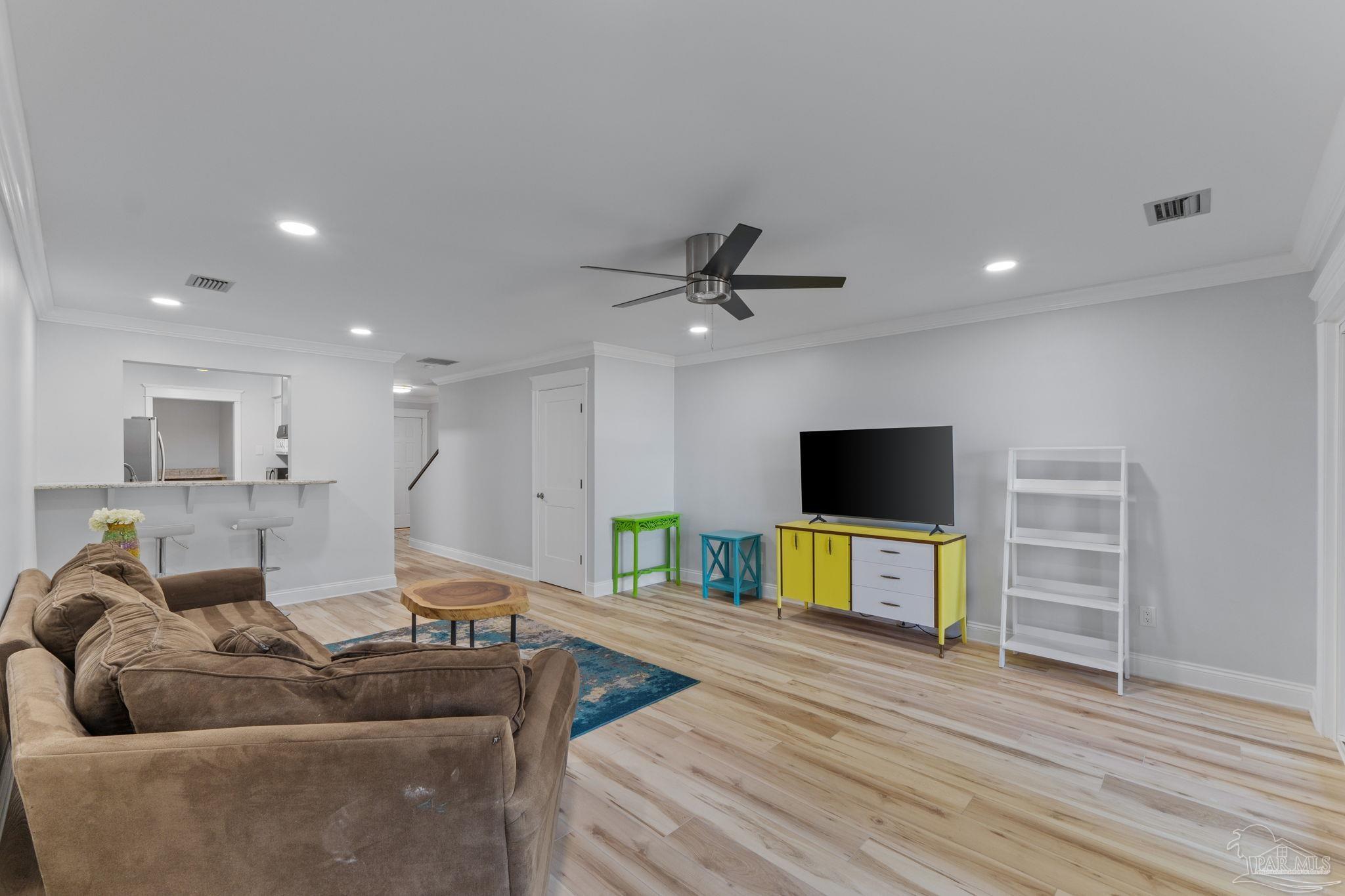 8253 Navarre Pkwy Unit: D200