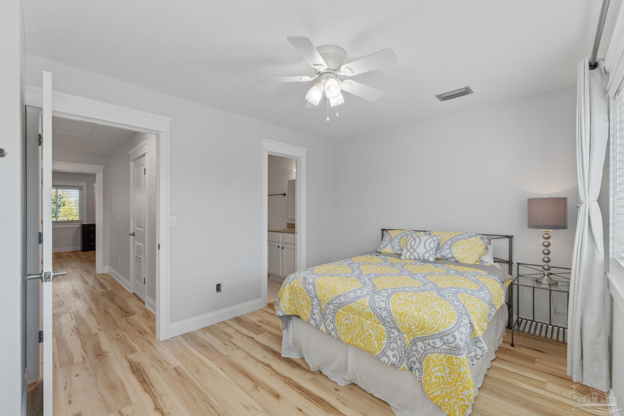 8253 Navarre Pkwy Unit: D200