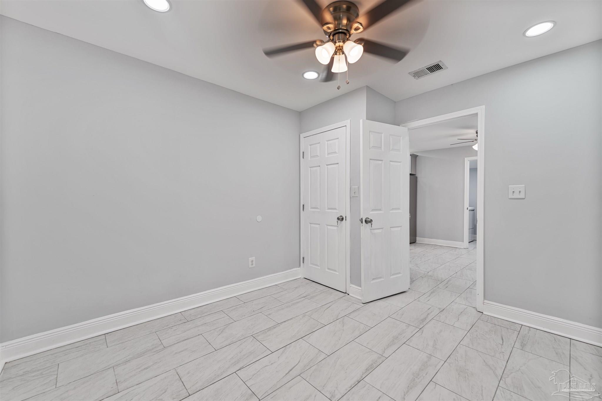 212 Shadow Lawn Ln
